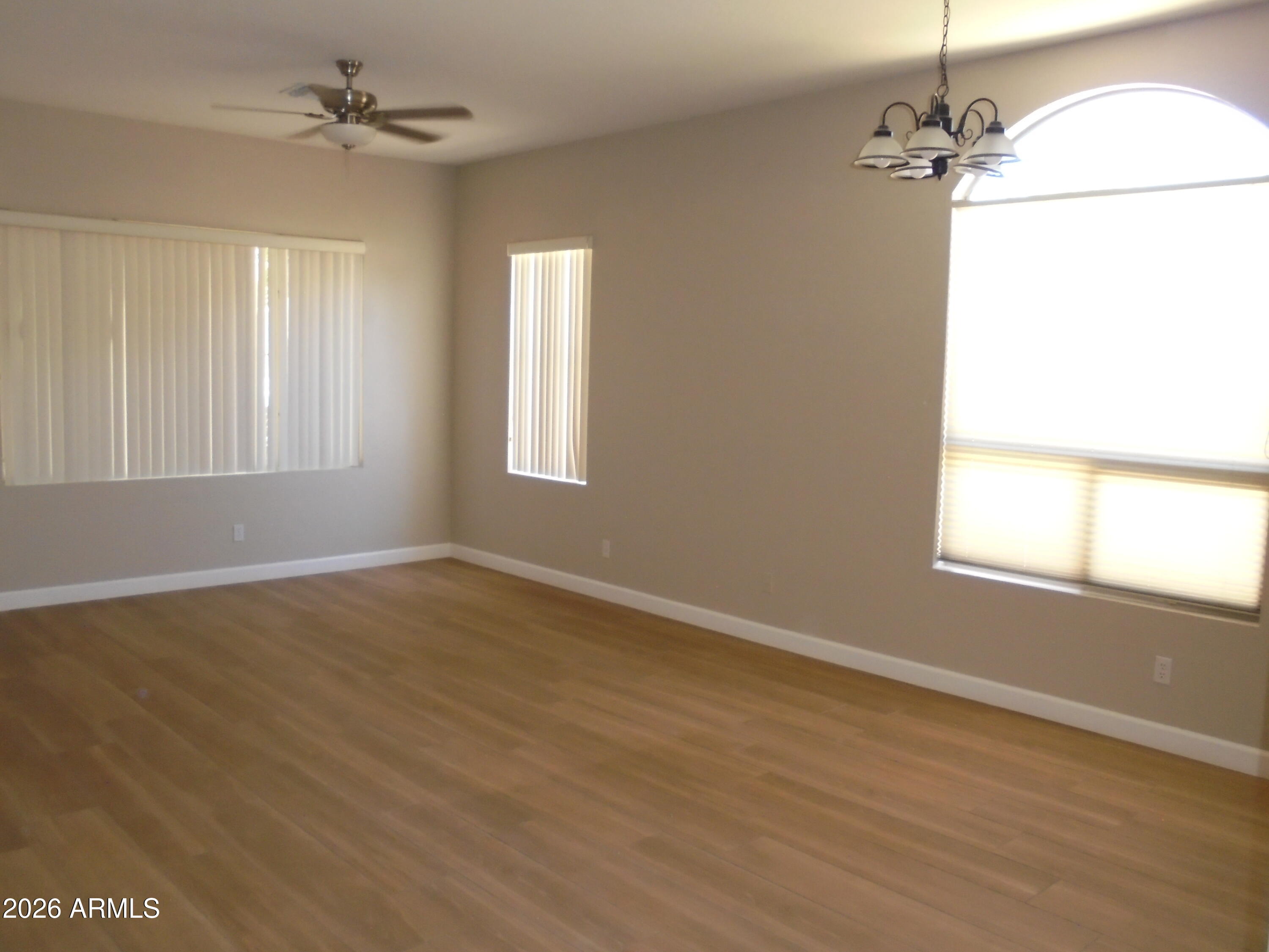 6003 W SEQUOIA Drive