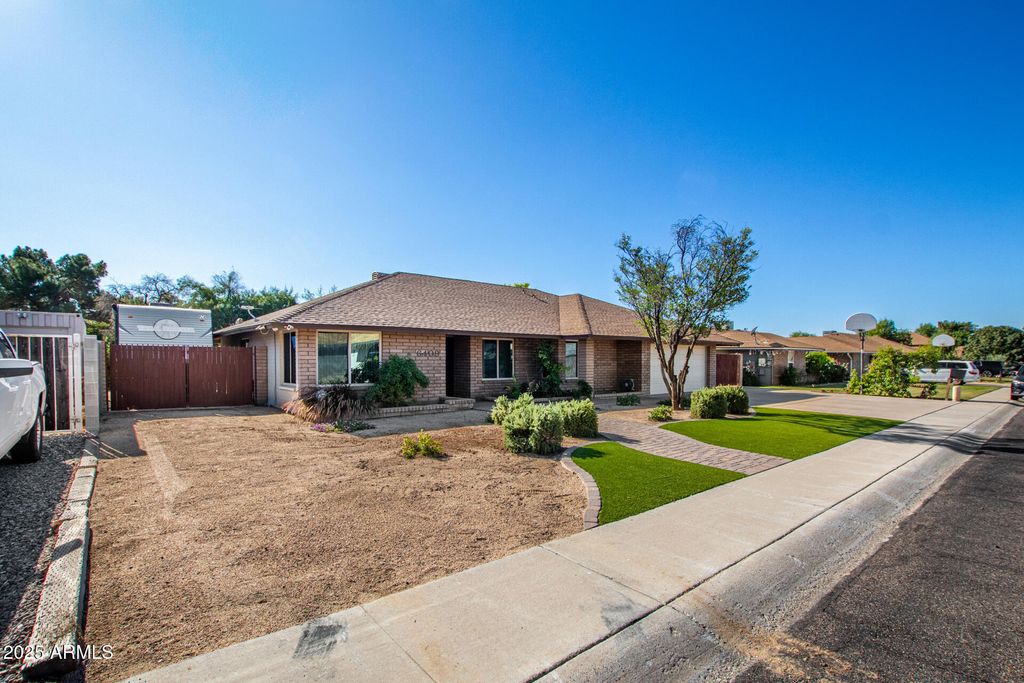 Photo of 6409 W Riviera Drive, Glendale, AZ 85304 (MLS # 6965798)