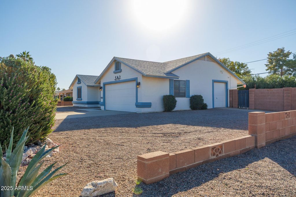 Photo of 9163 W Santa Cruz Boulevard, Arizona City, AZ 85123 (MLS # 6946350)