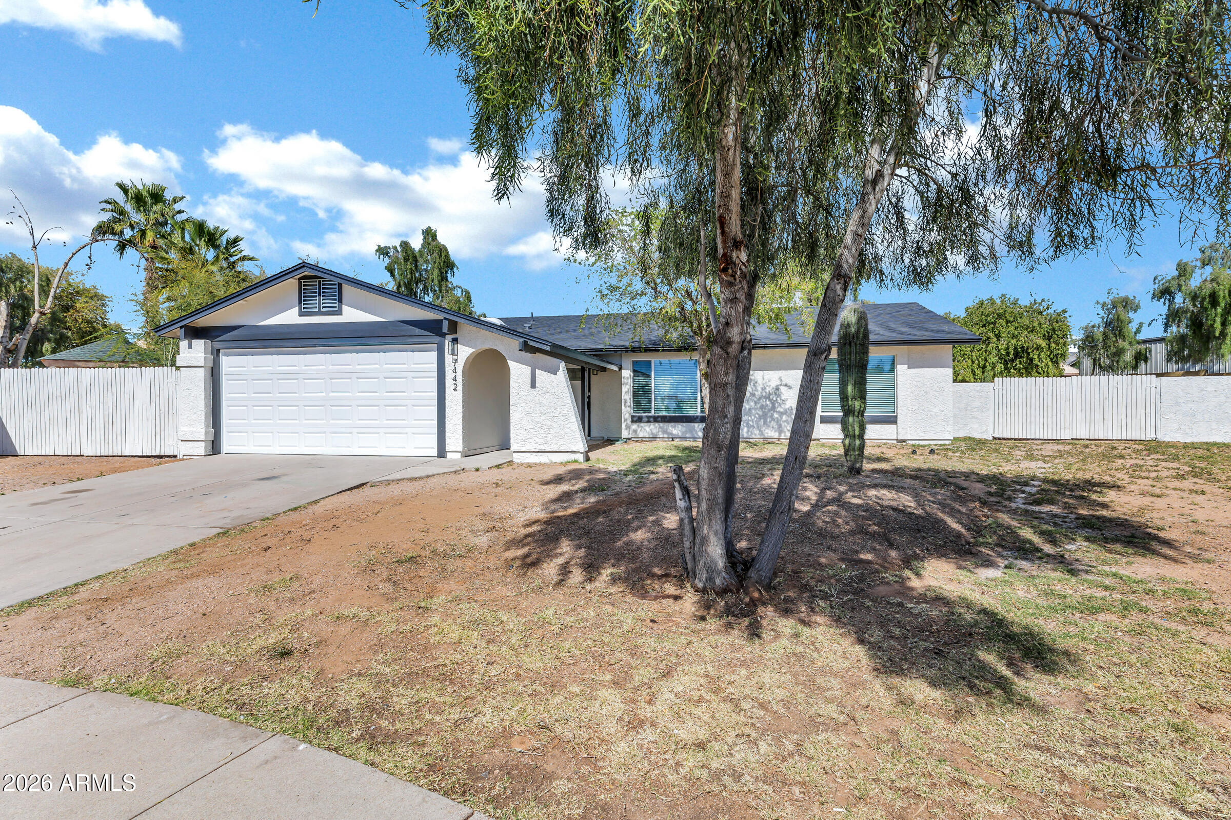 7442 E HALIFAX Circle