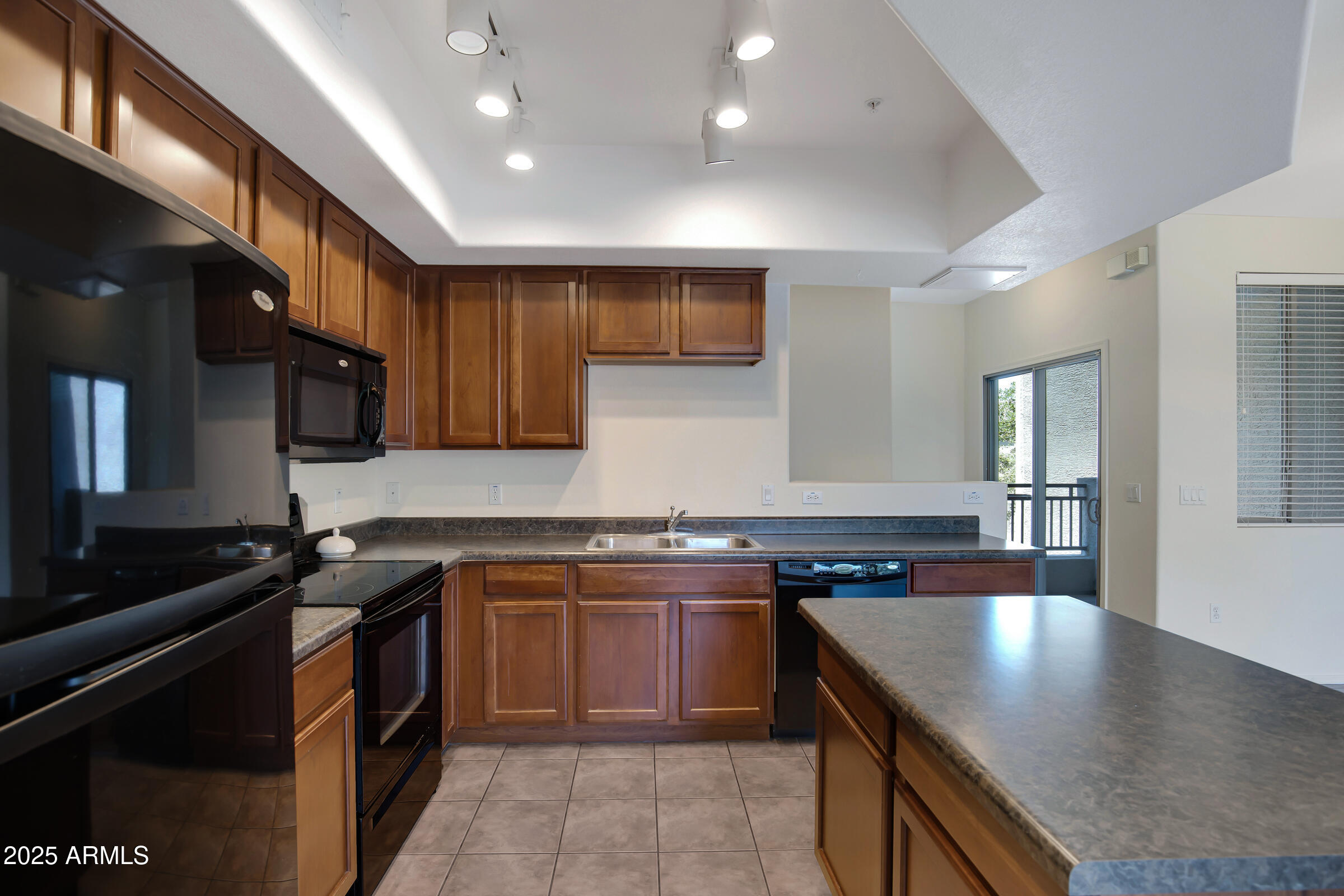 280 S EVERGREEN Road 1296