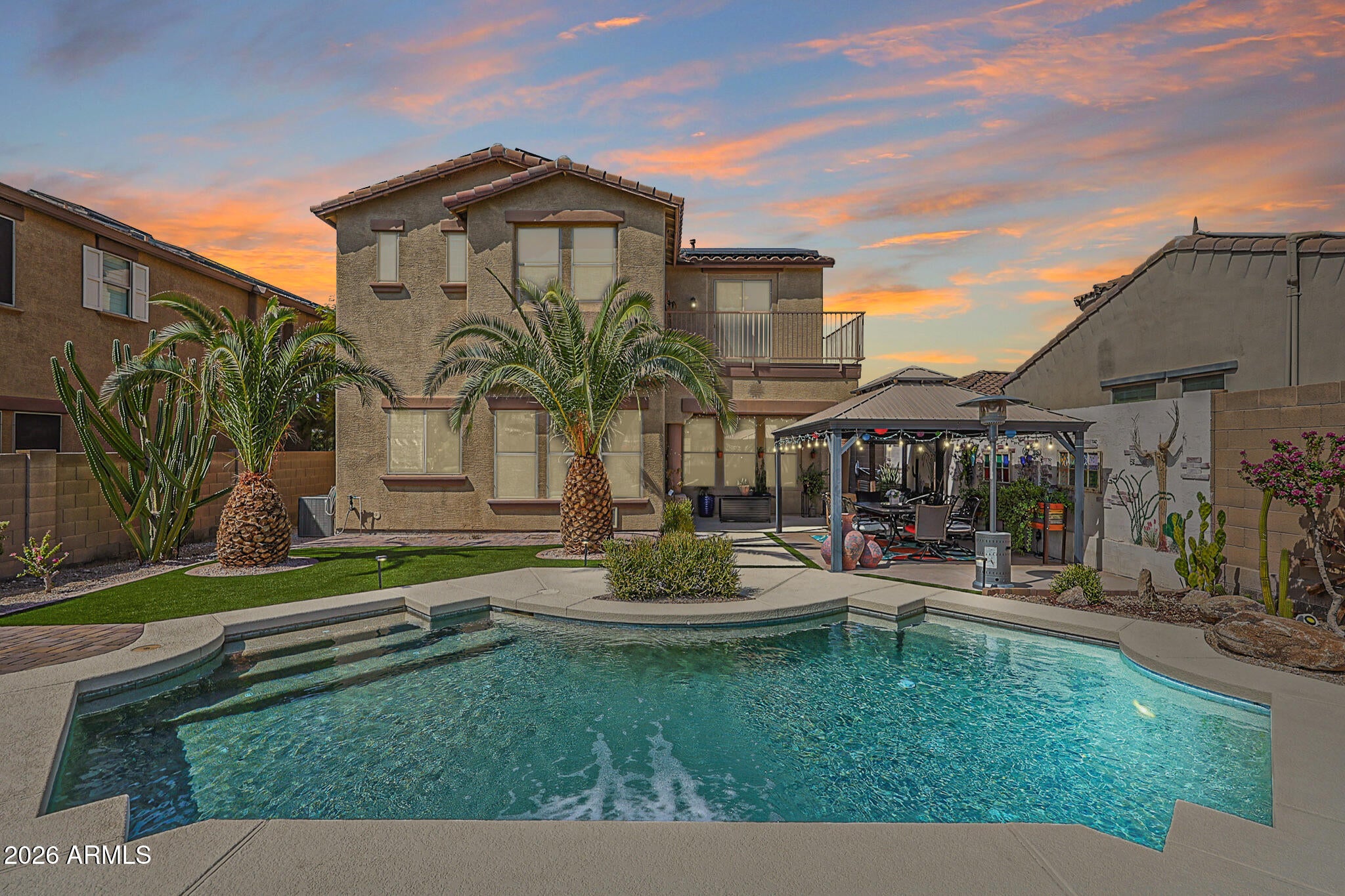 18487 W DESERT VIEW Lane