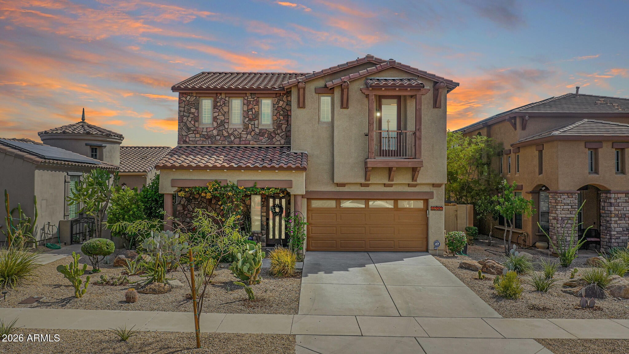 18487 W DESERT VIEW Lane