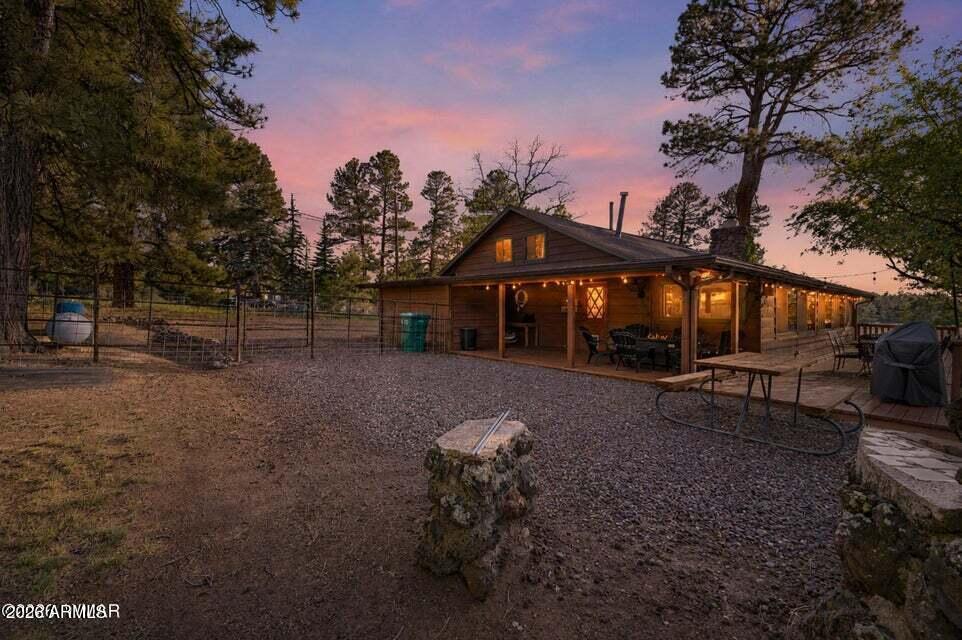 2119 S PENROD Lane