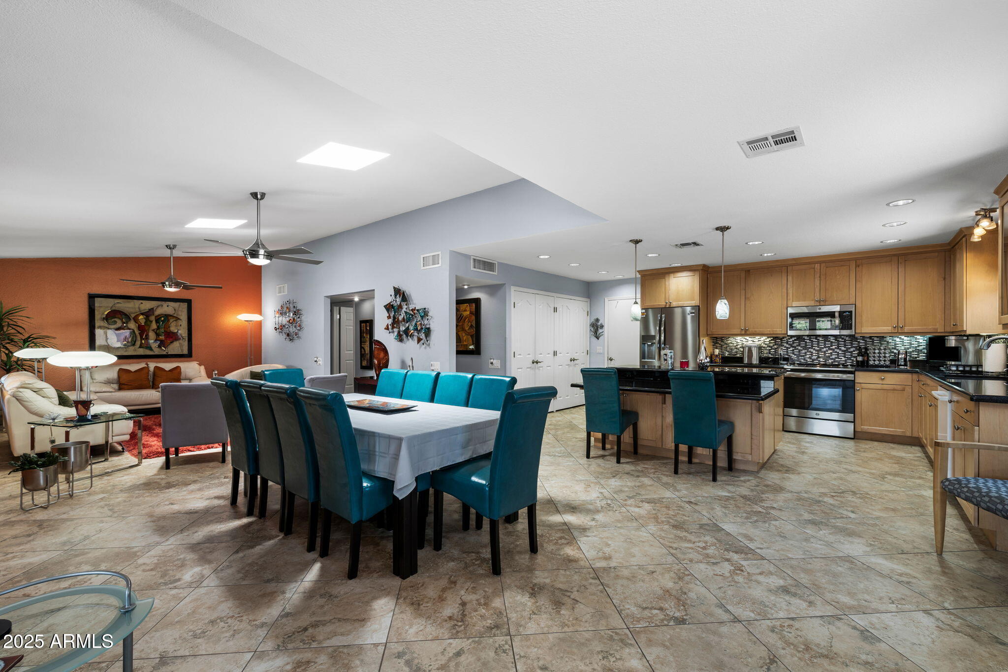 961 LEISURE WORLD --