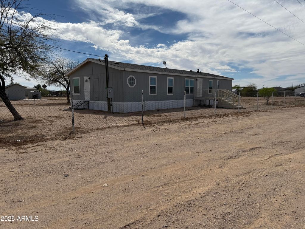 Photo of 37101 W Buckeye Road SW, Tonopah, AZ 85354 (MLS # 7001201)