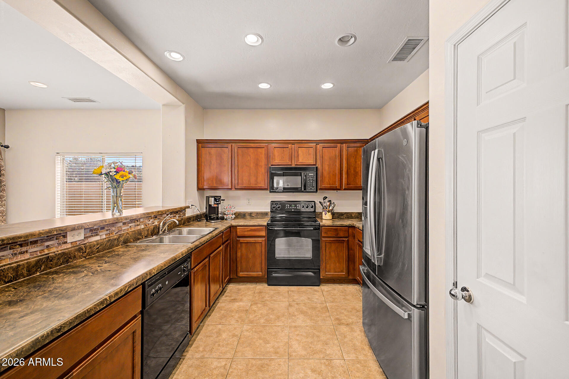 SKYLINE RANCH - Residential