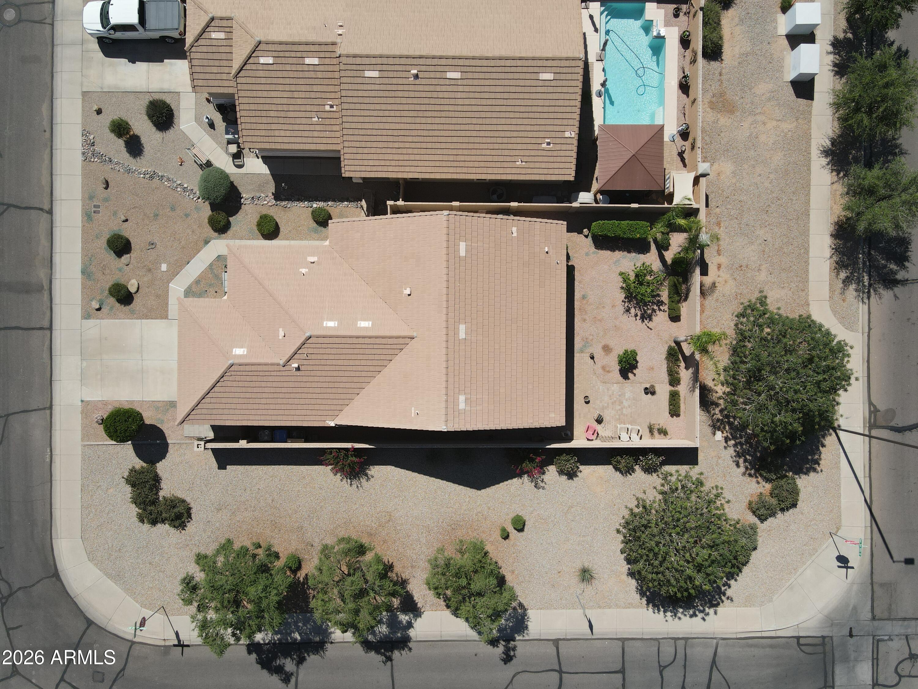 SKYLINE RANCH - Residential