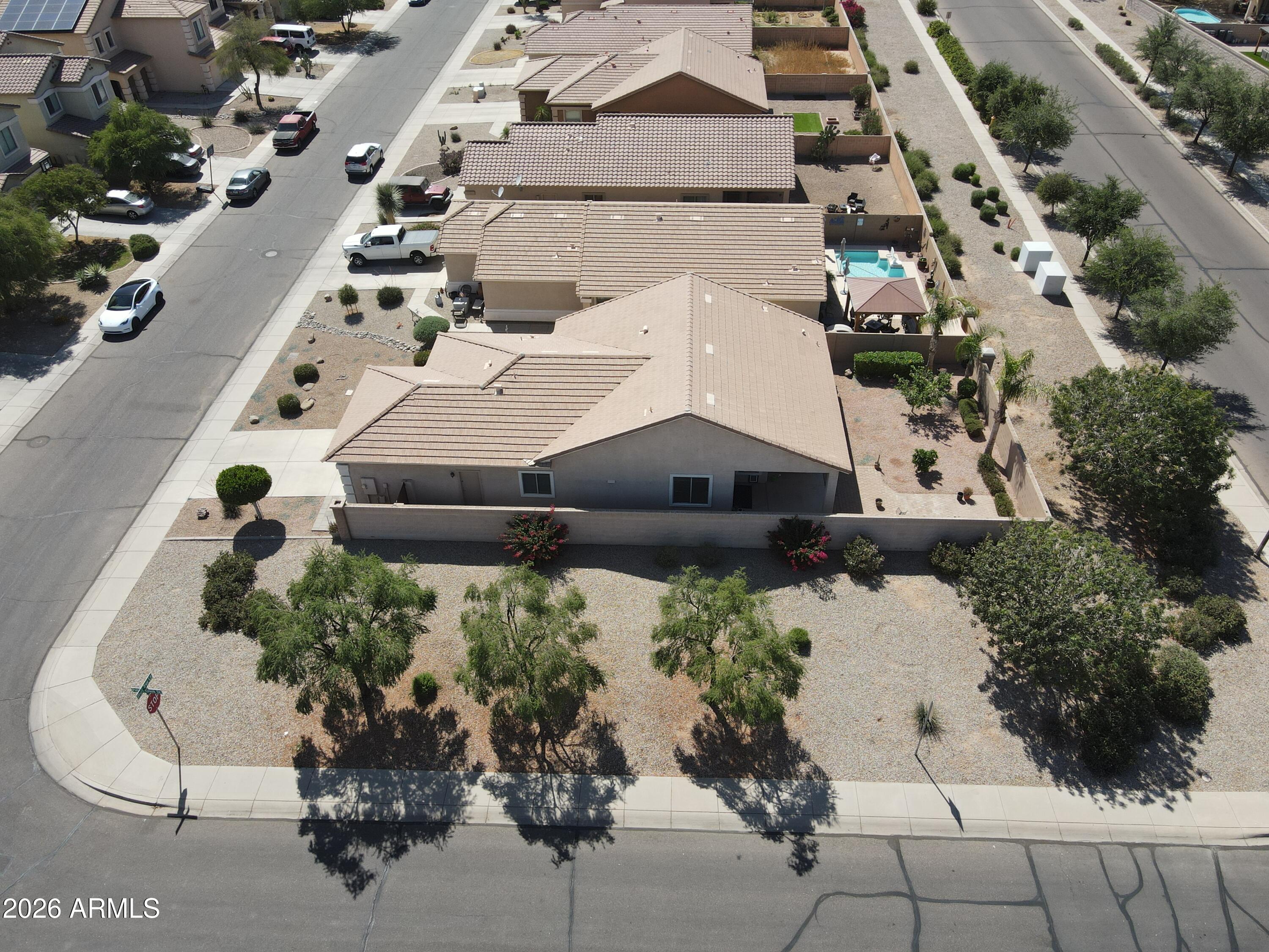 SKYLINE RANCH - Residential