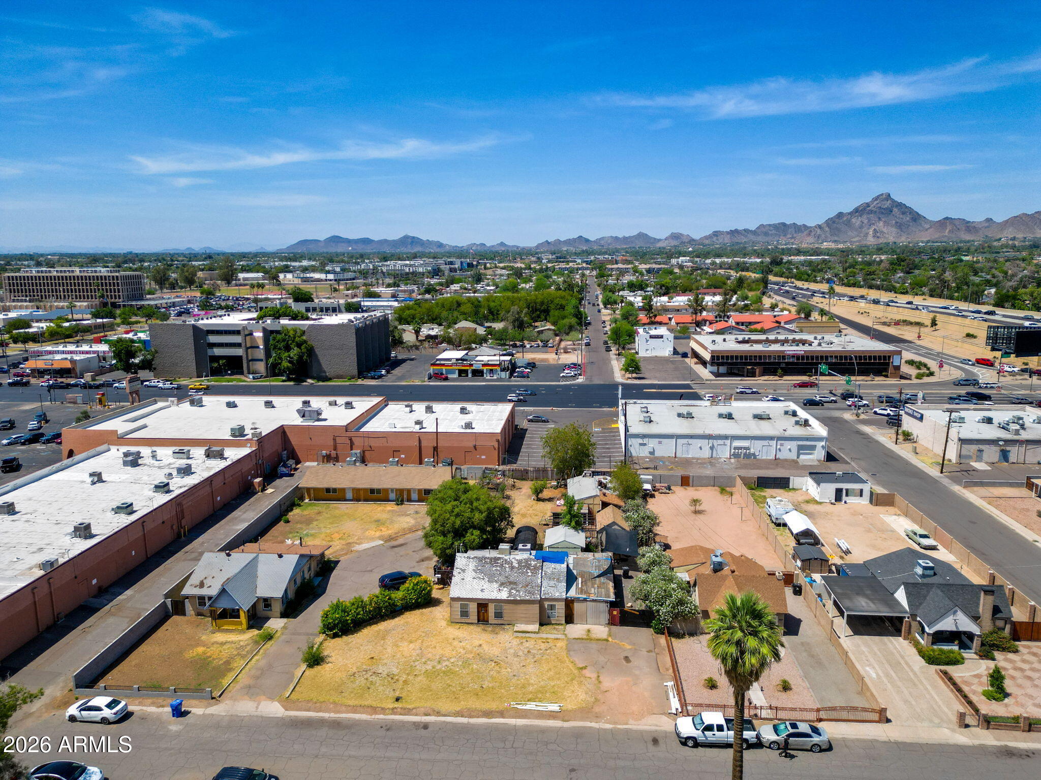 1646 E AMELIA Avenue 6