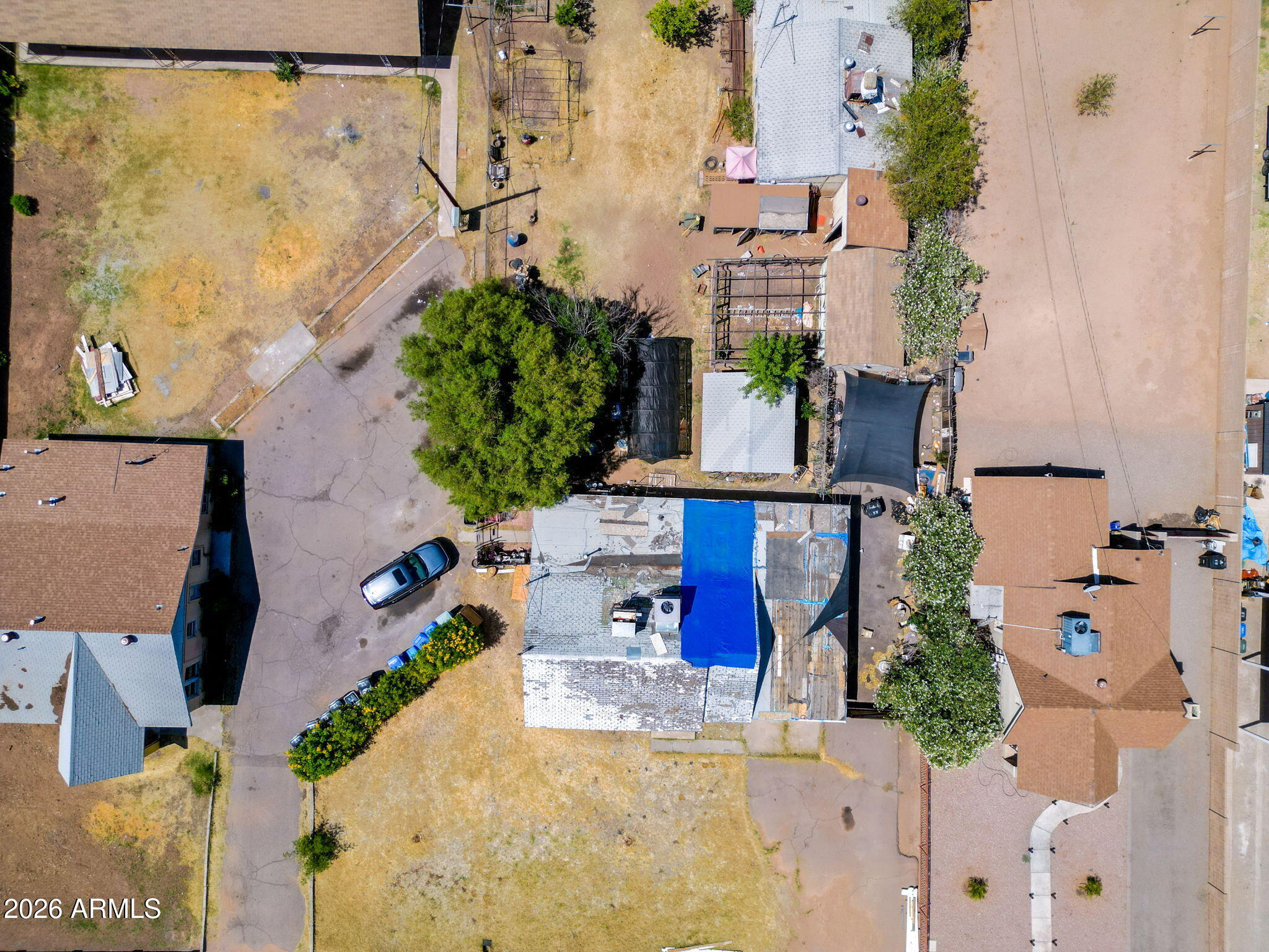 1646 E AMELIA Avenue 6