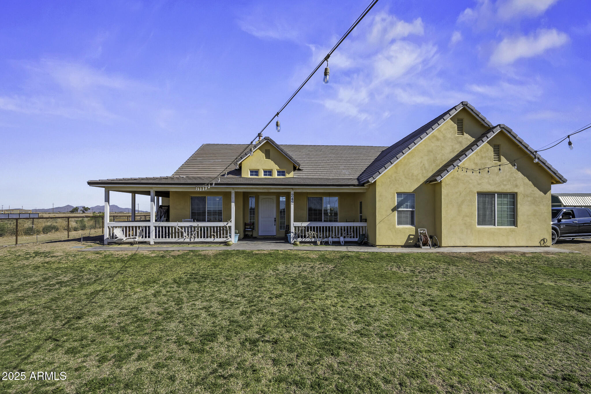 242 S BETHANY Place