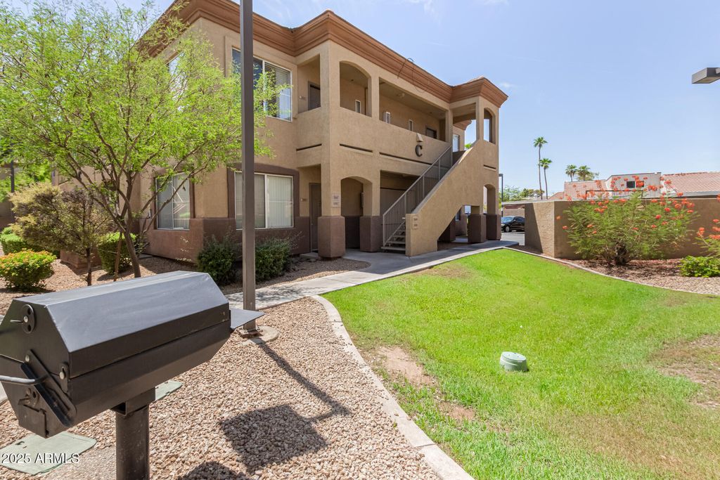 Photo of 2134 E Broadway Road #2007, Tempe, AZ 85282 (MLS # 6903244)