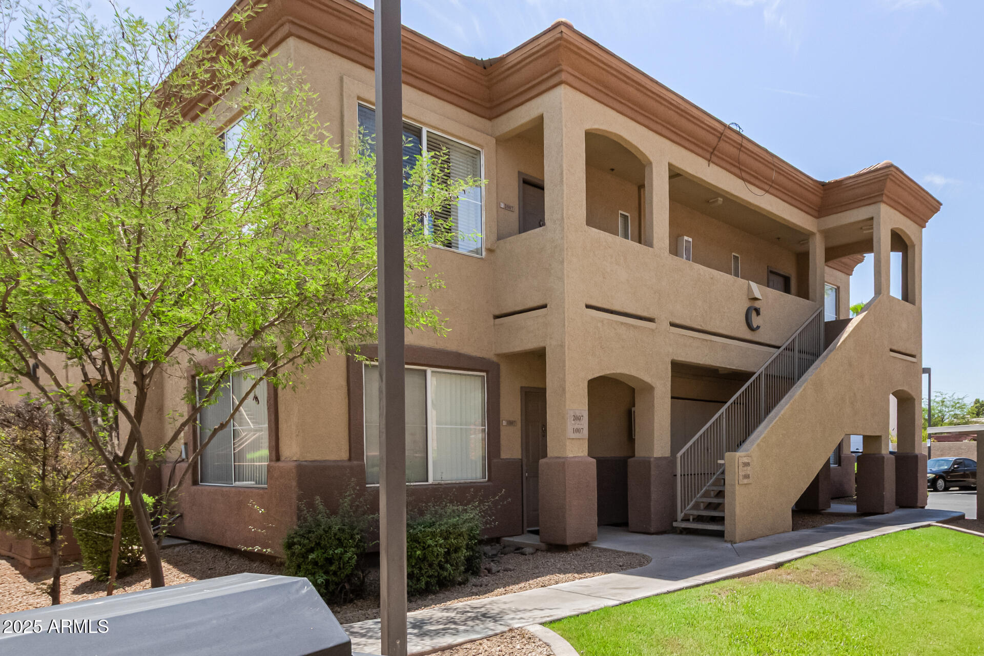 2134 E BROADWAY Road 2007
