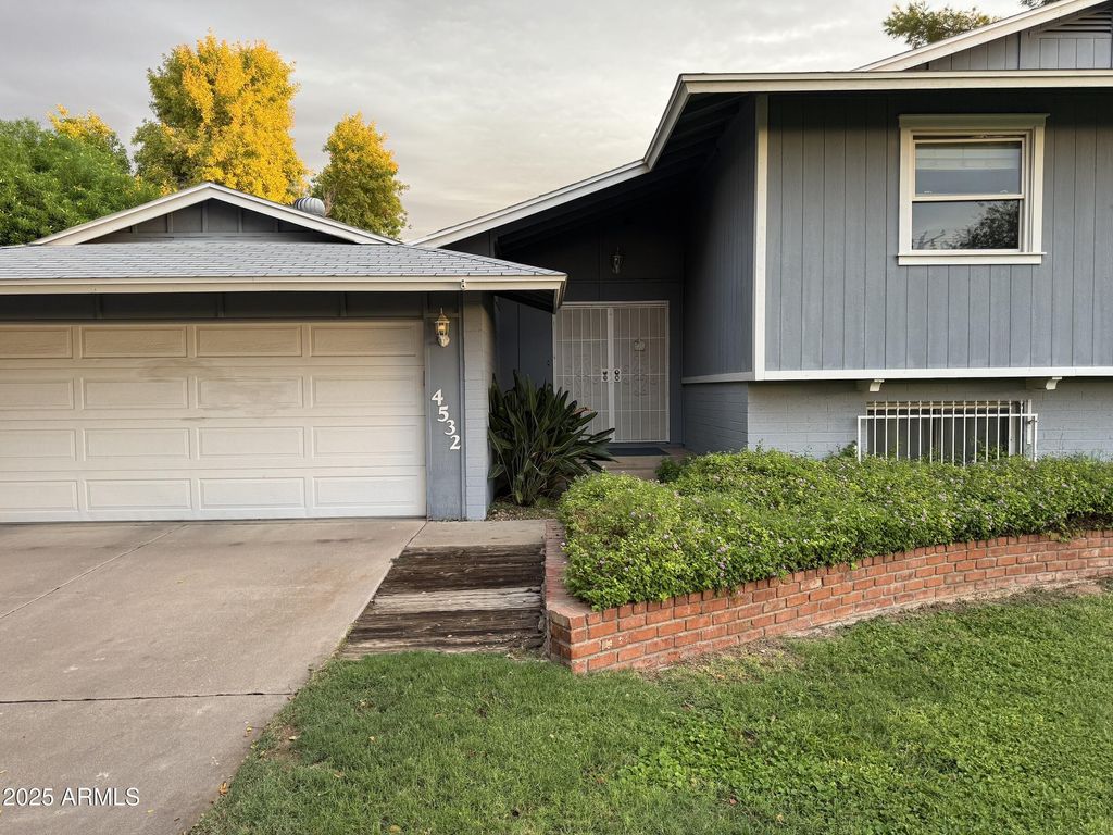 Photo of 4532 W Tierra Buena Lane, Glendale, AZ 85306 (MLS # 6922961)