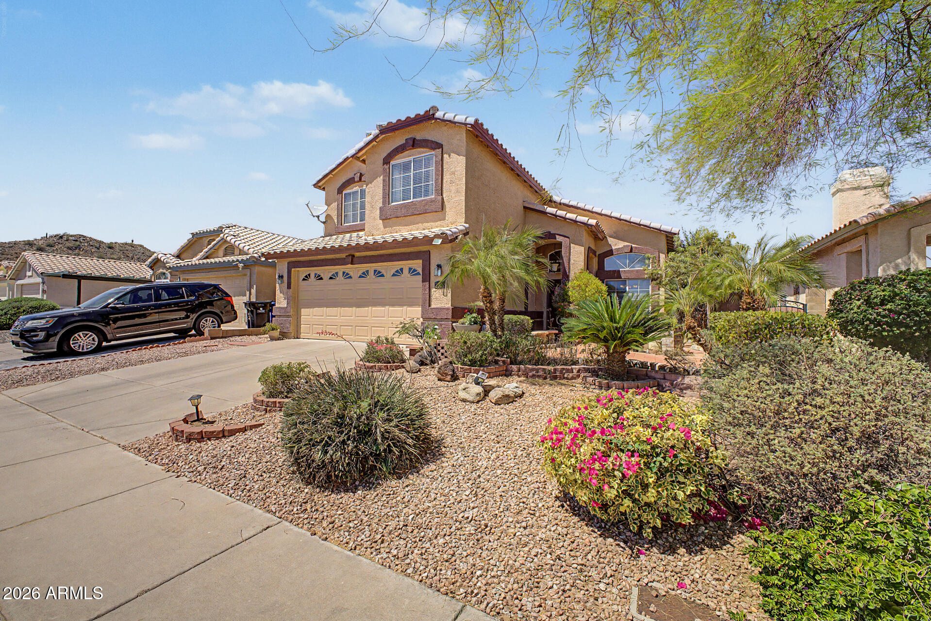 2304 E WESCOTT Drive