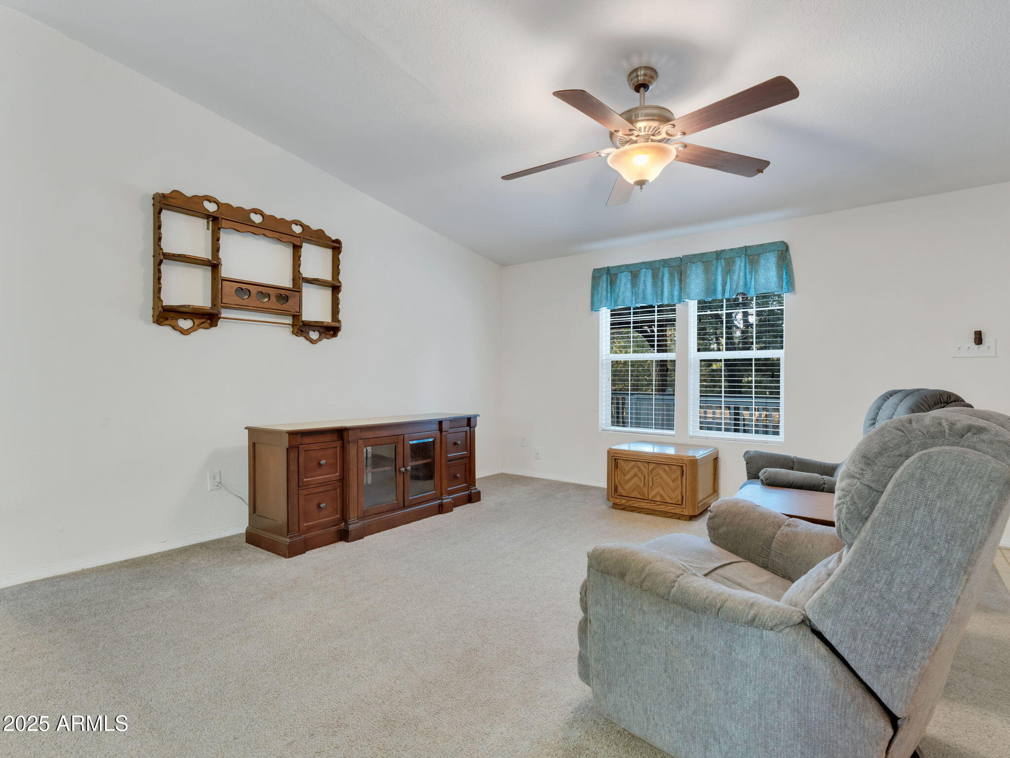 5648 GREEN FOREST Road