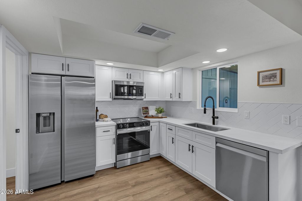 Photo of 610 E Montebello Avenue #41, Phoenix, AZ 85012 (MLS # 7000314)