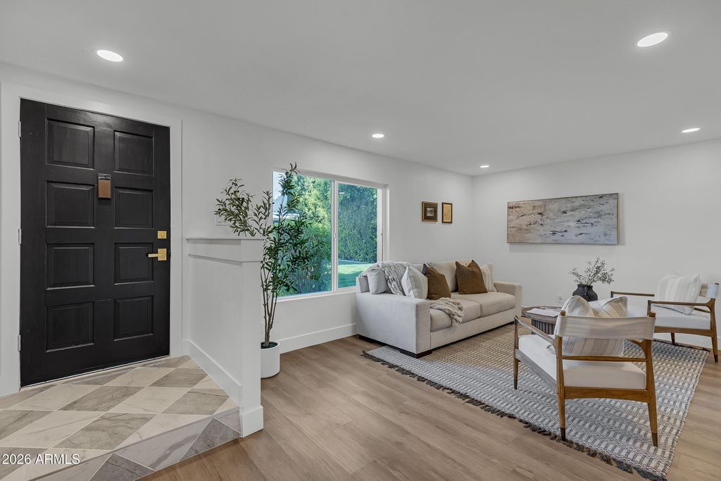 Photo of 610 E Montebello Avenue #41, Phoenix, AZ 85012 (MLS # 7000314)