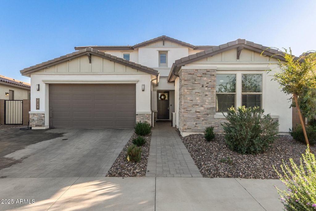 Photo of 21427 E Macaw Drive, Queen Creek, AZ 85142 (MLS # 6947807)
