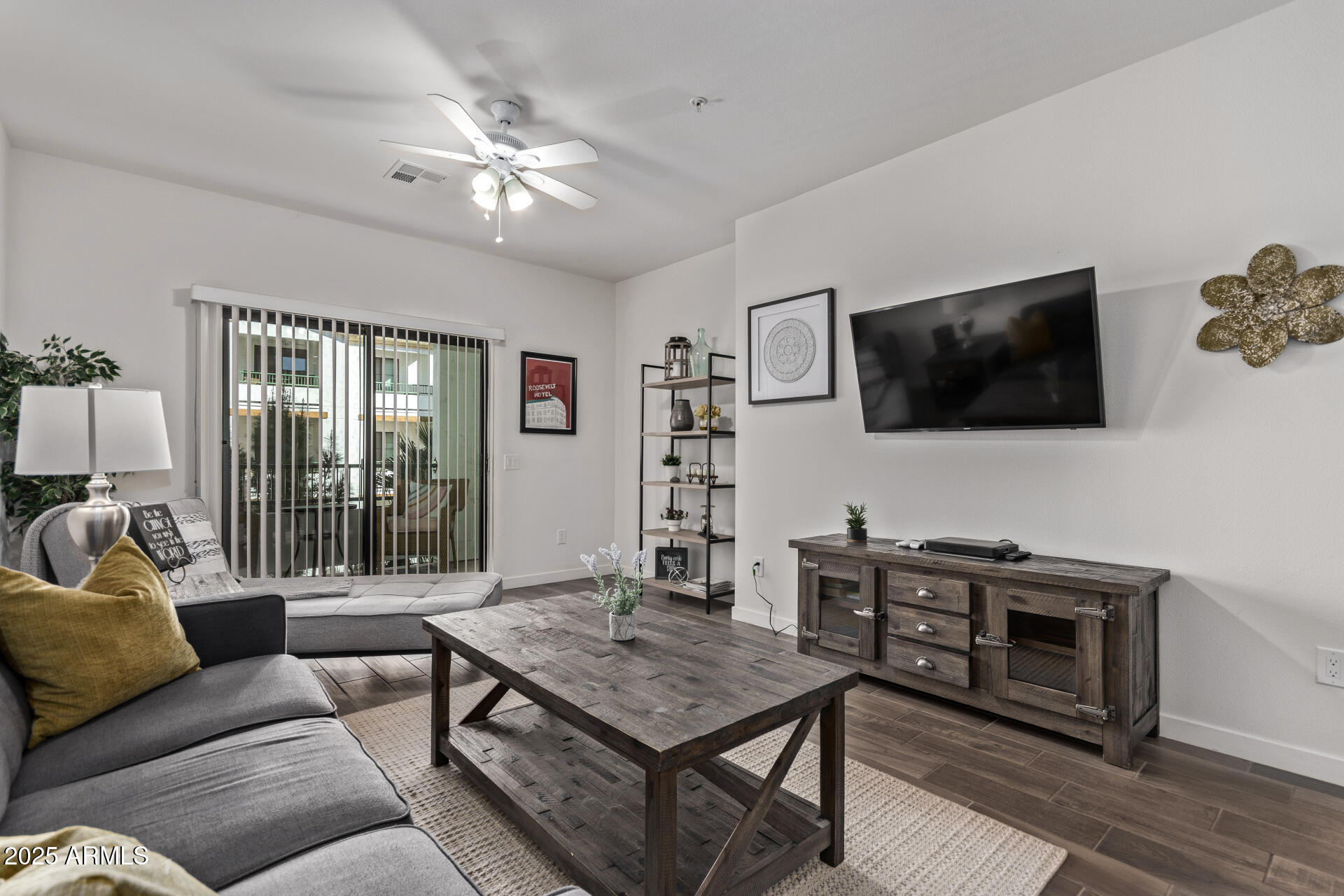 2511 W Queen Creek Road 323