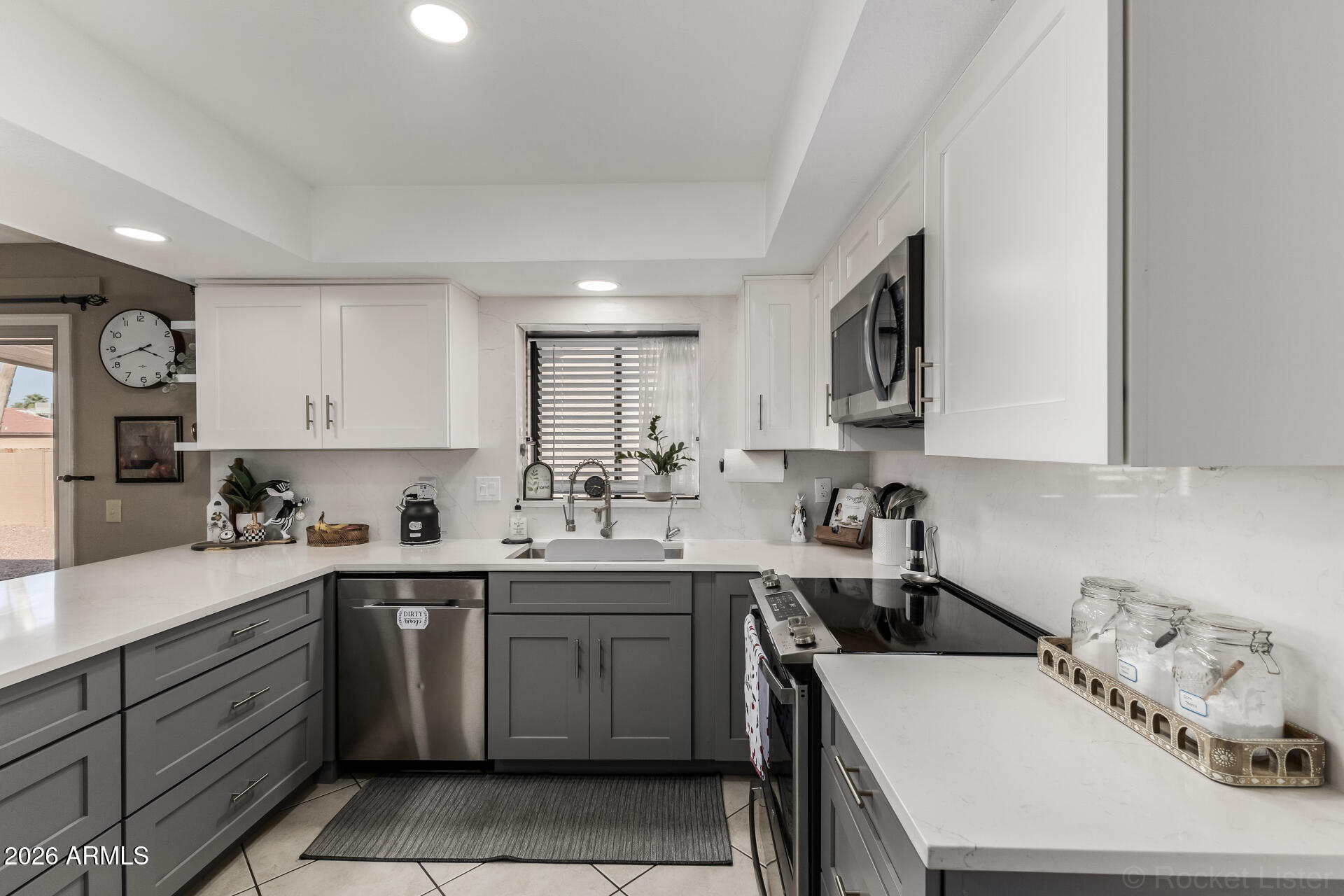 SUN LAKES UNIT 17 MCR 237-14 - Residential