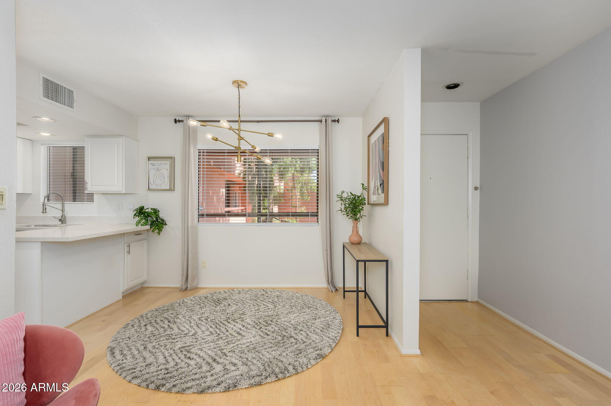 12222 N PARADISE VILLAGE Parkway S 423
