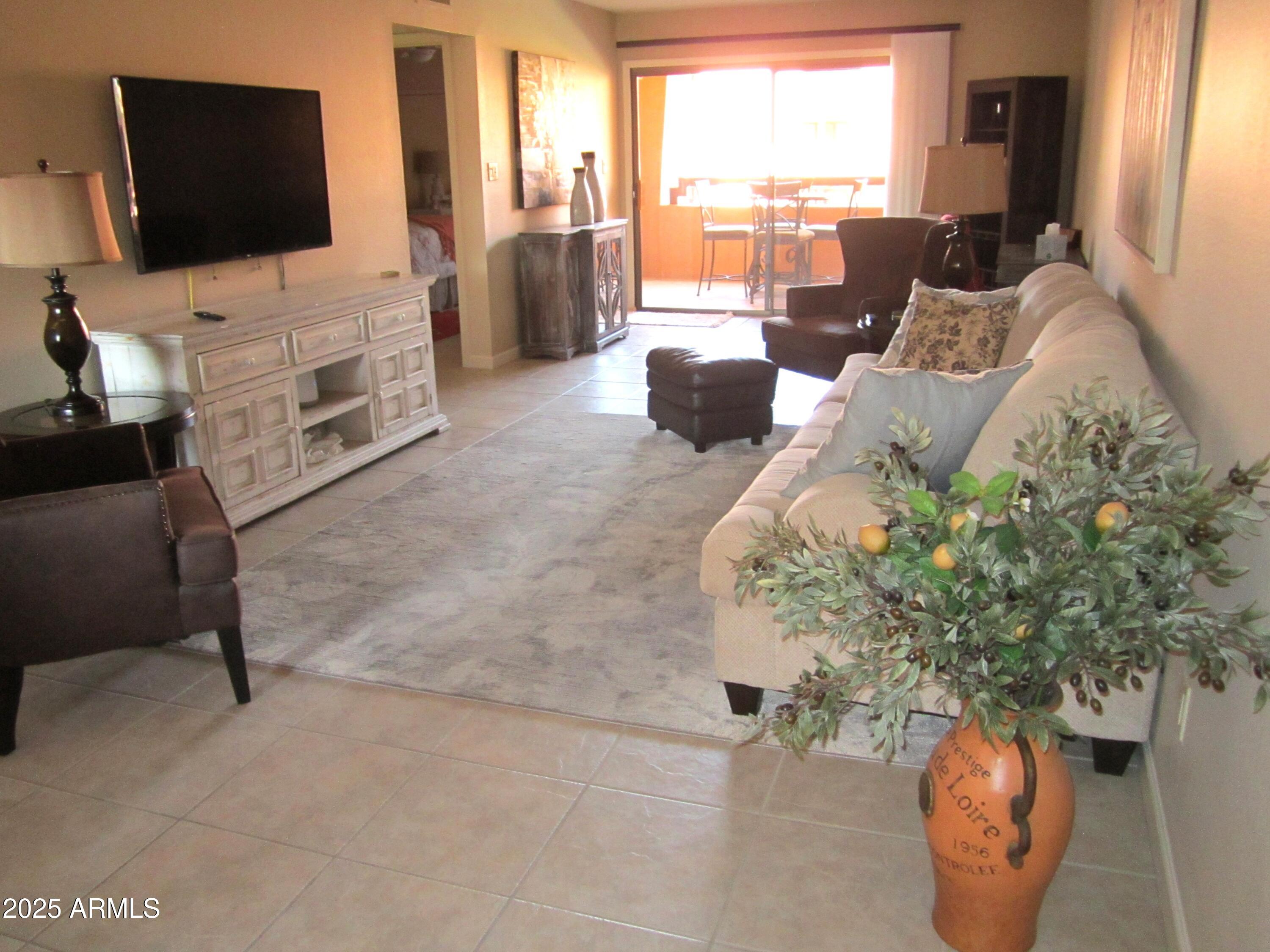 12222 N PARADISE VILLAGE Parkway S 325