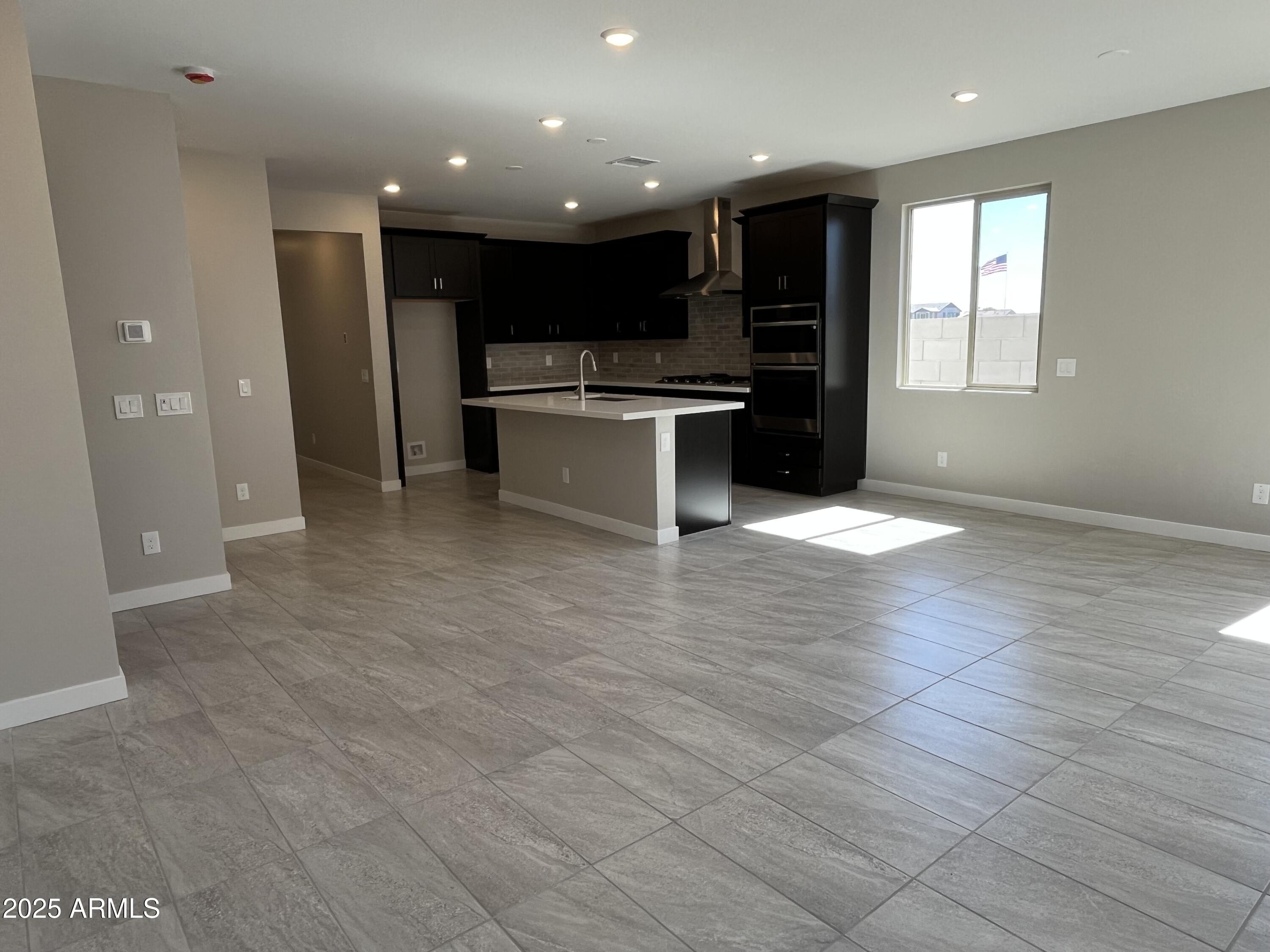 514 N 89TH Street