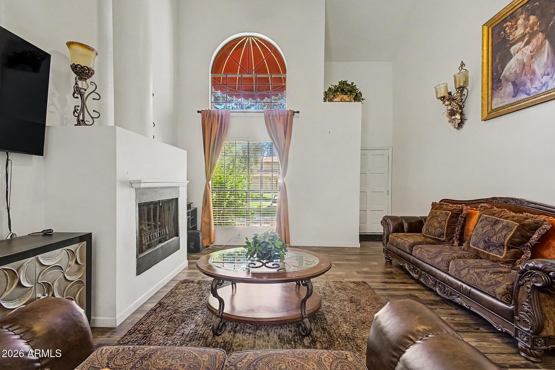 1126 W ELLIOT Road 1041