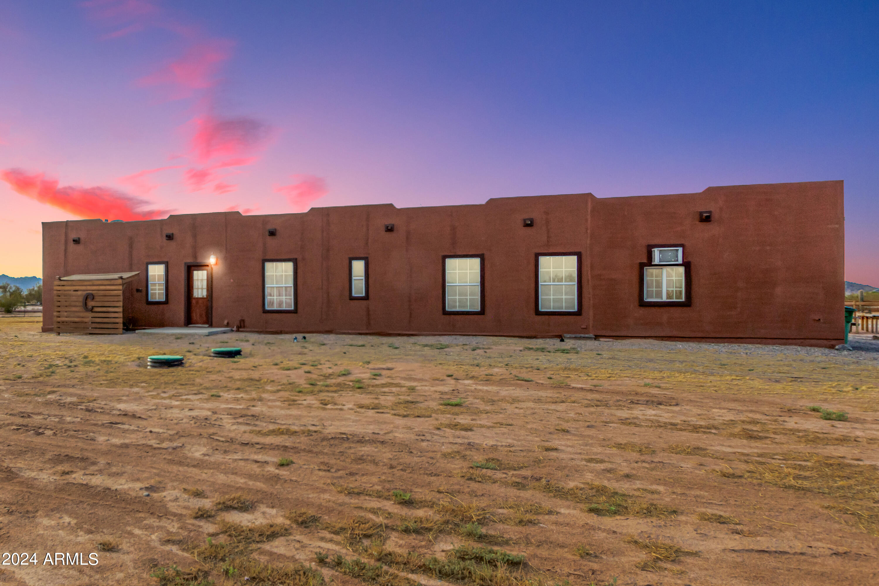 17728 N DEER Trail