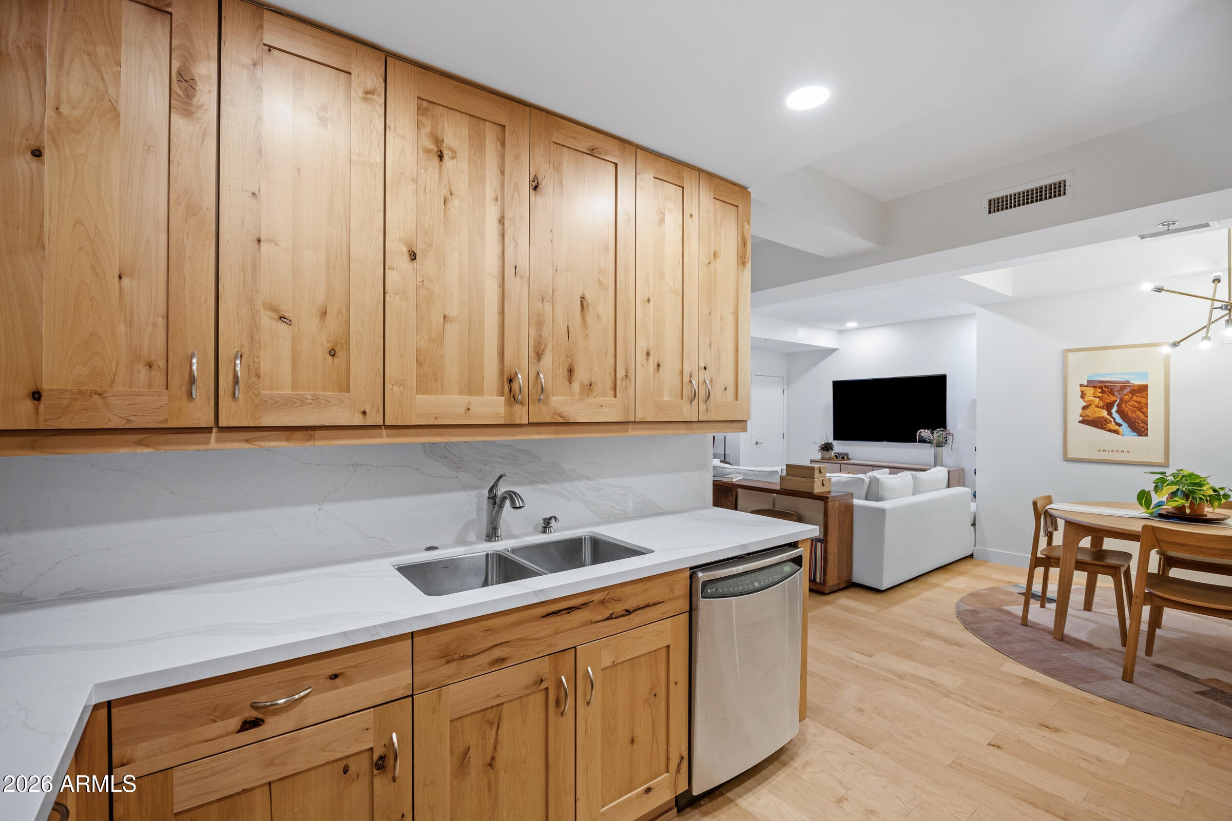 7161 E RANCHO VISTA Drive 4004