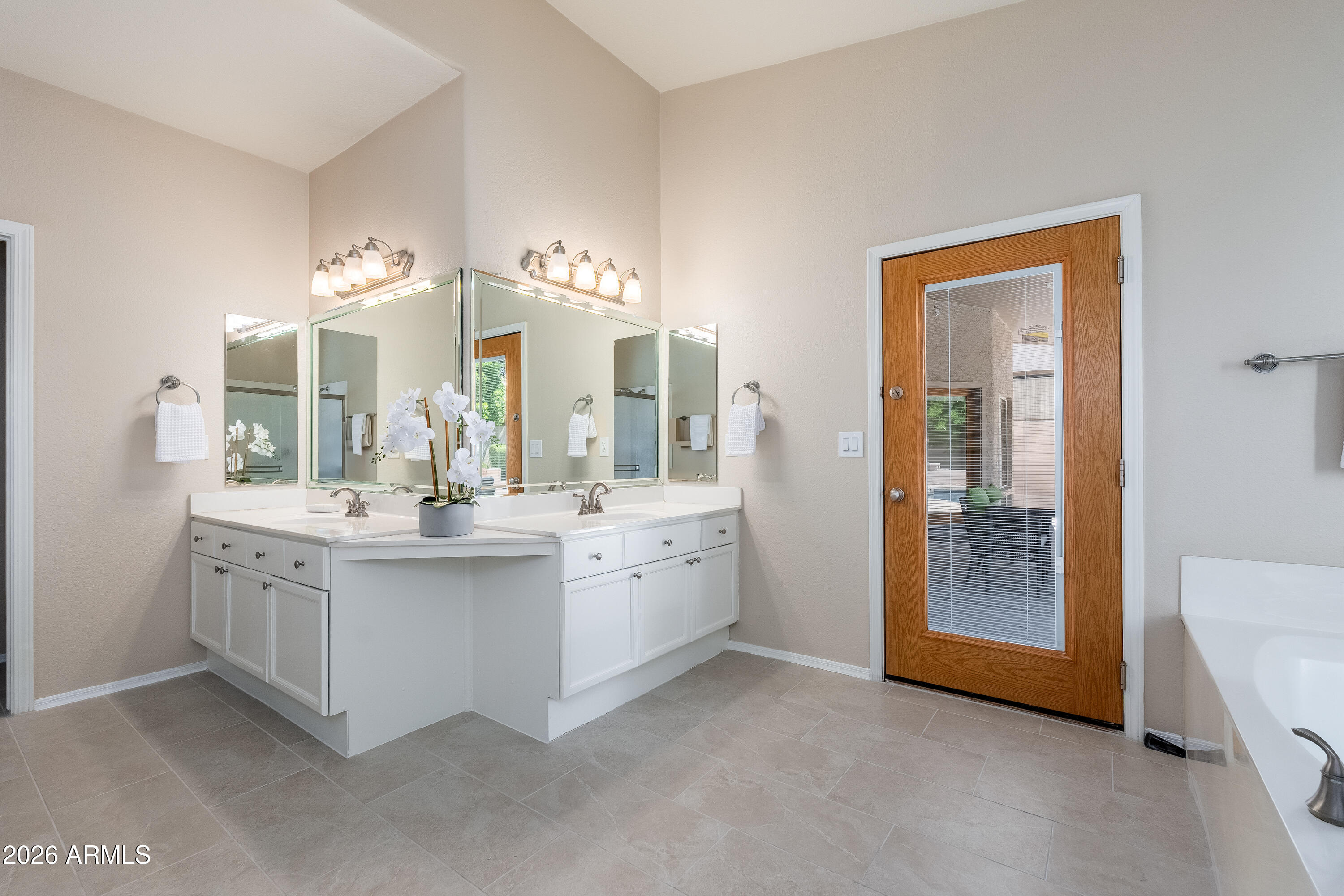 DESERT PARADISE ESTATES - Residential