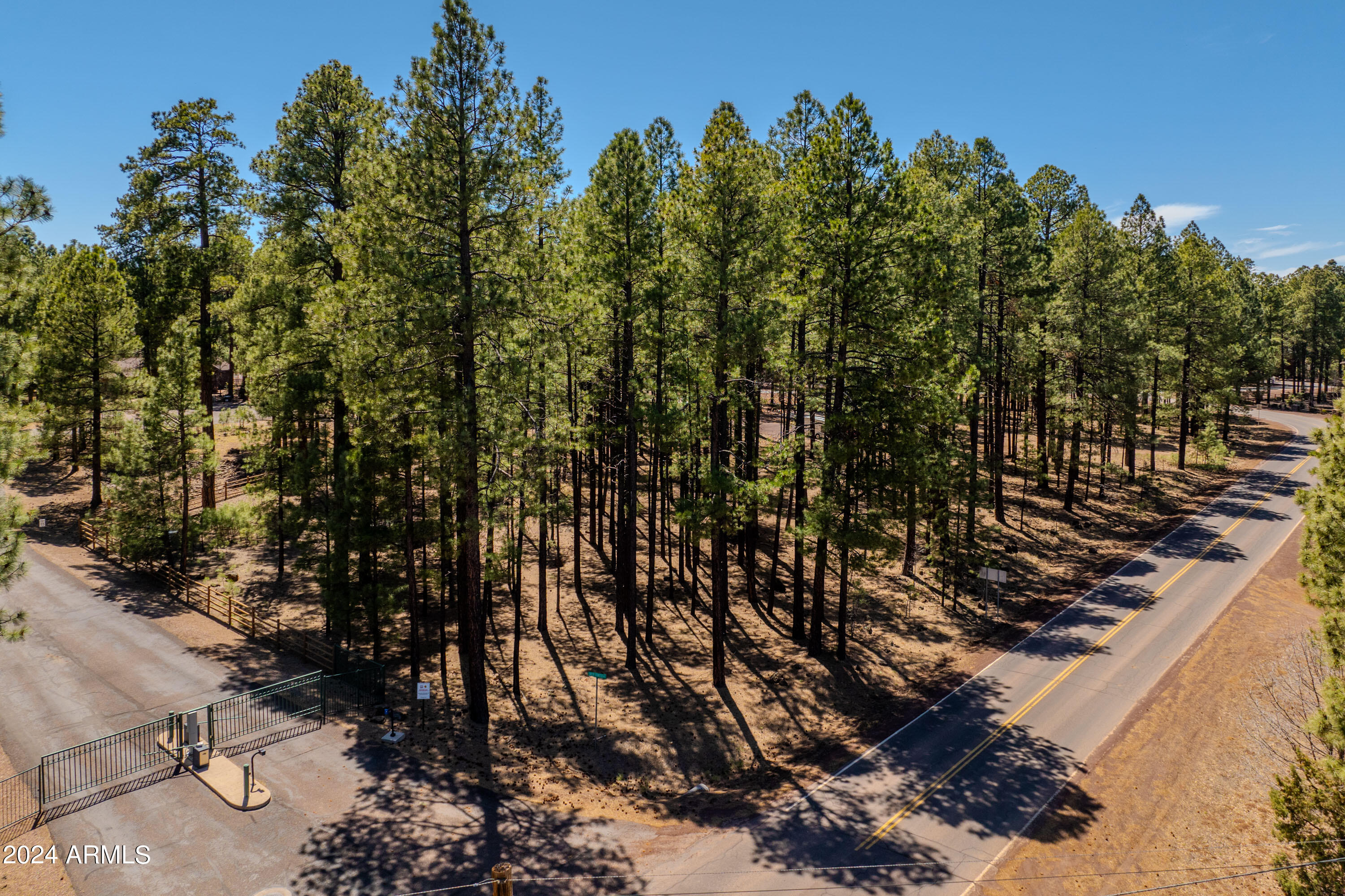 00000 Sky Hi Road -
