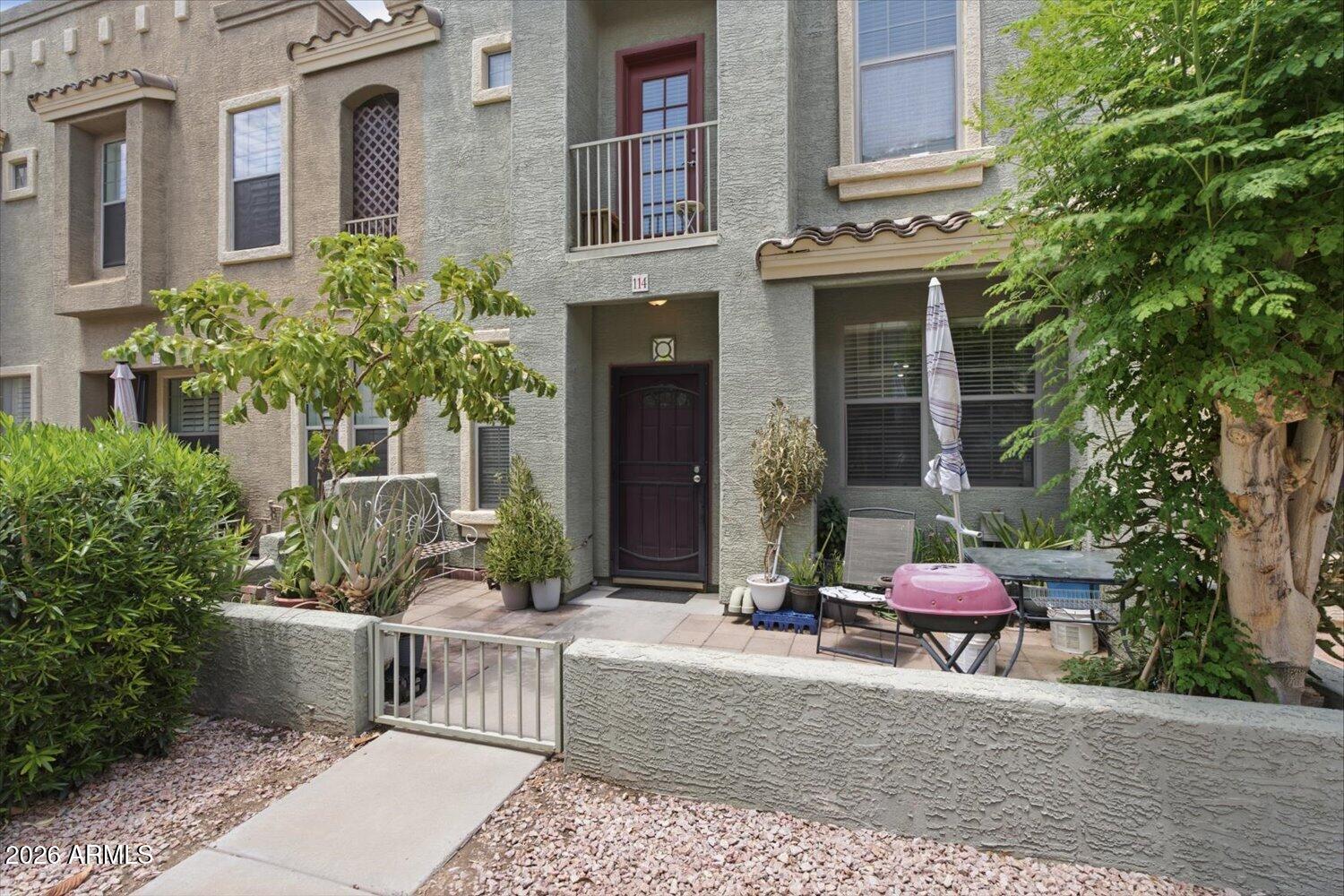 6710 E UNIVERSITY Drive 114