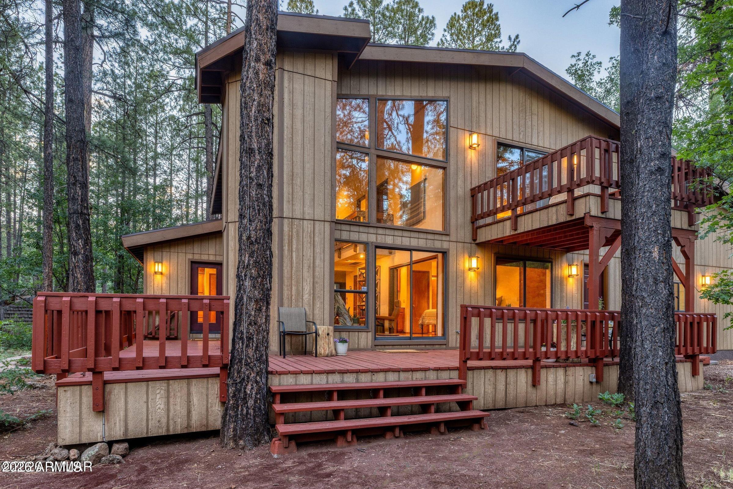 8727 COUNTRY CLUB Drive