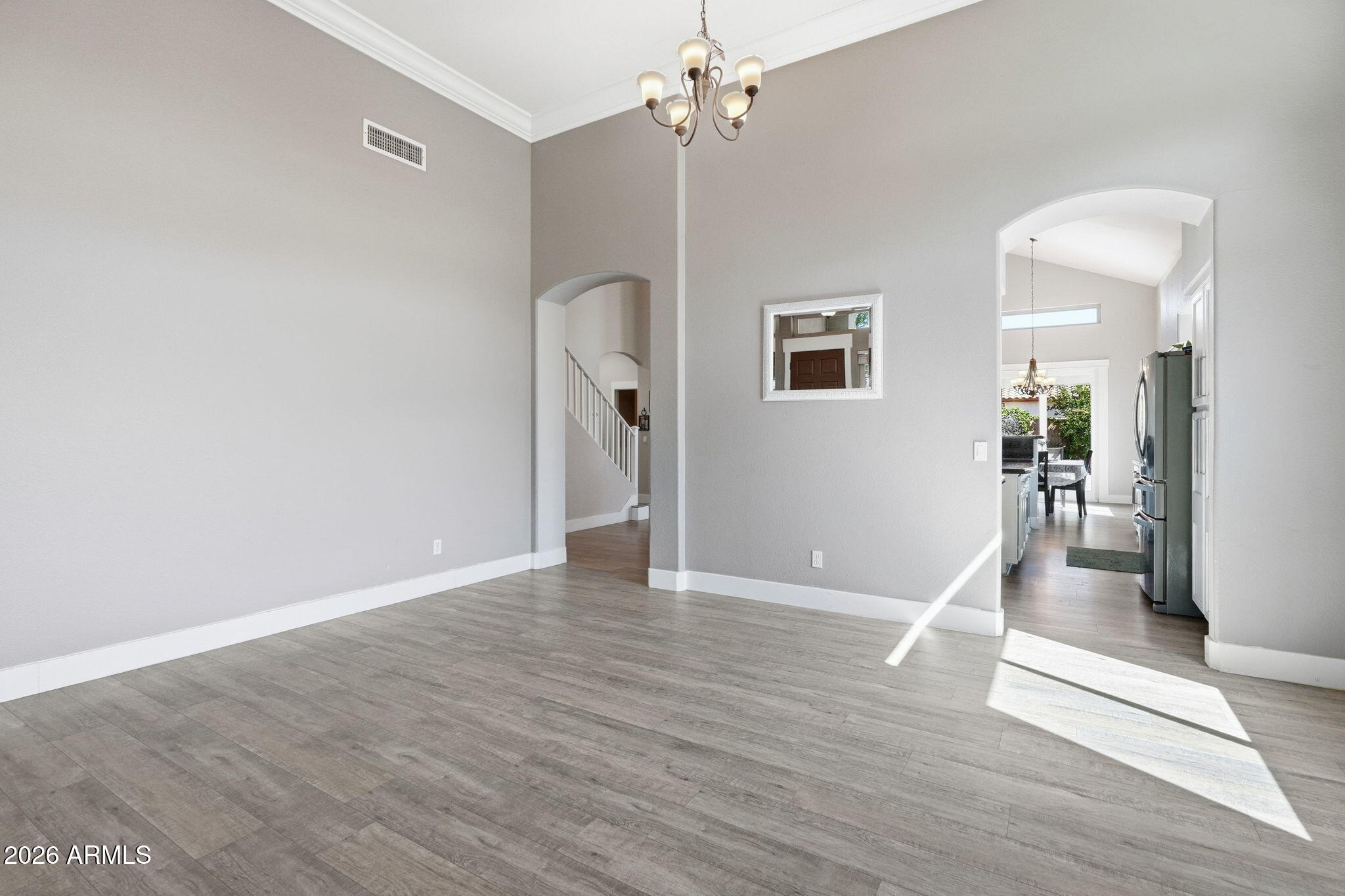 1648 E BERETTA Place