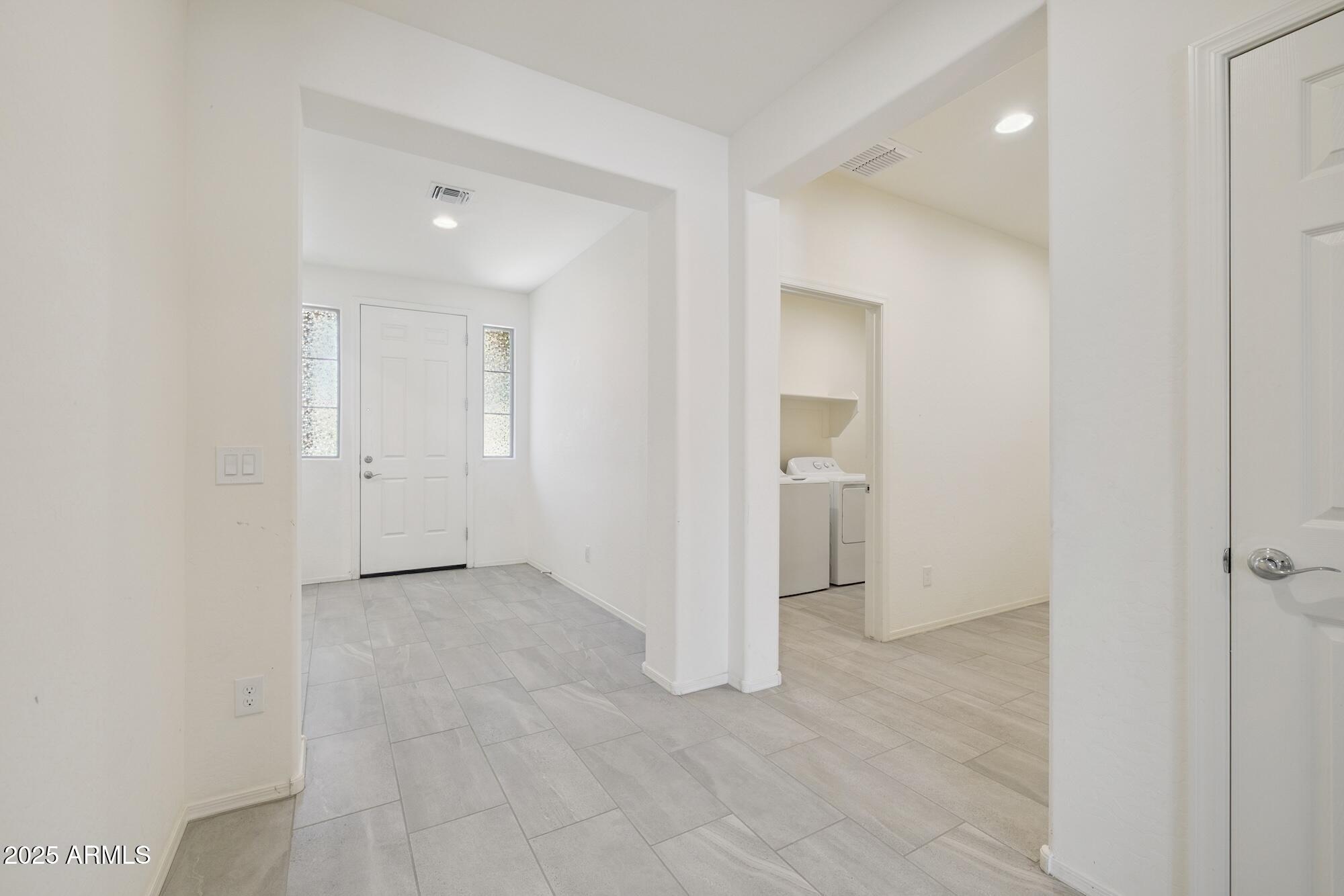23138 E CAMINA PLATA --