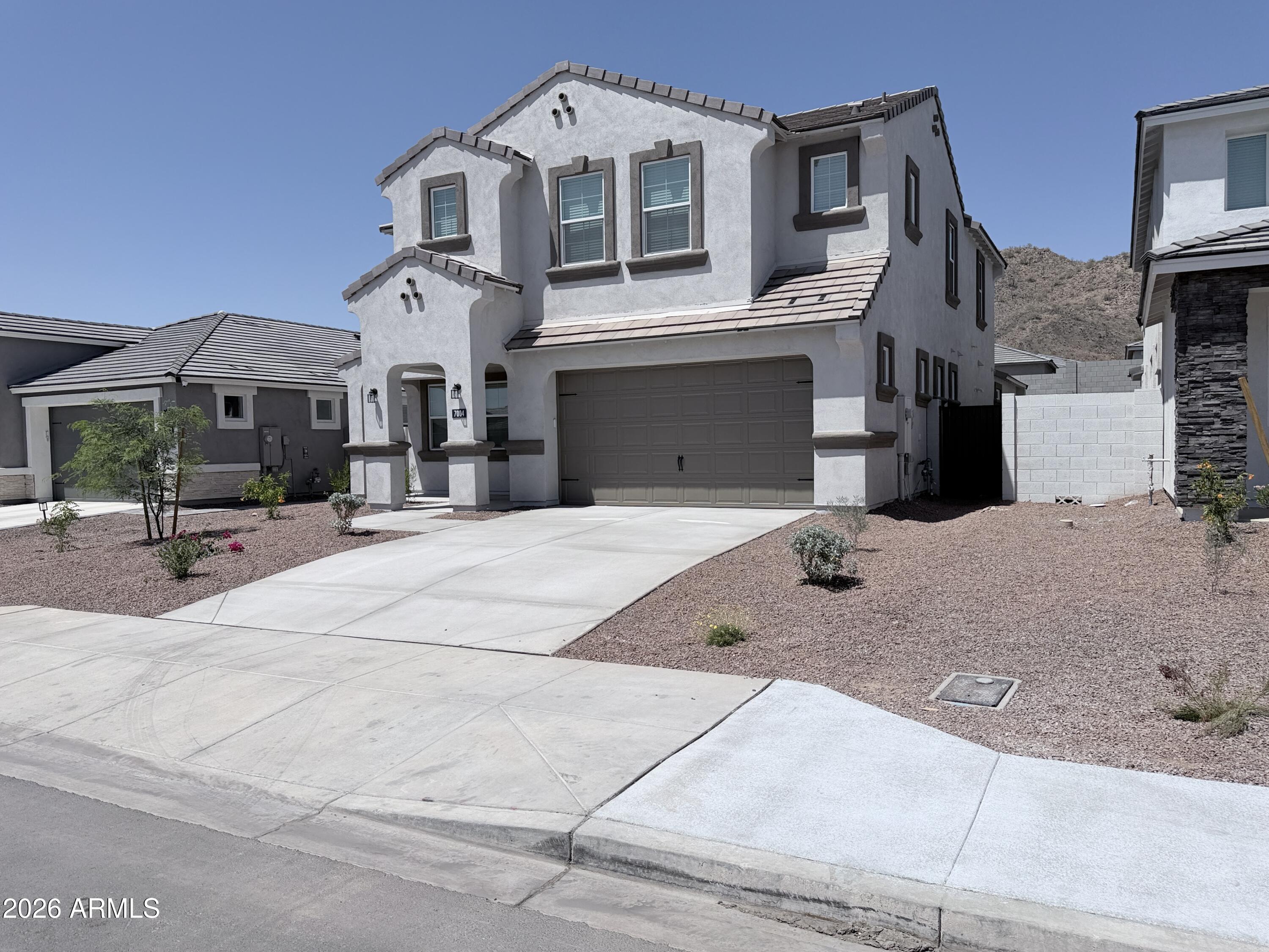 7004 W Buckhorn Trail