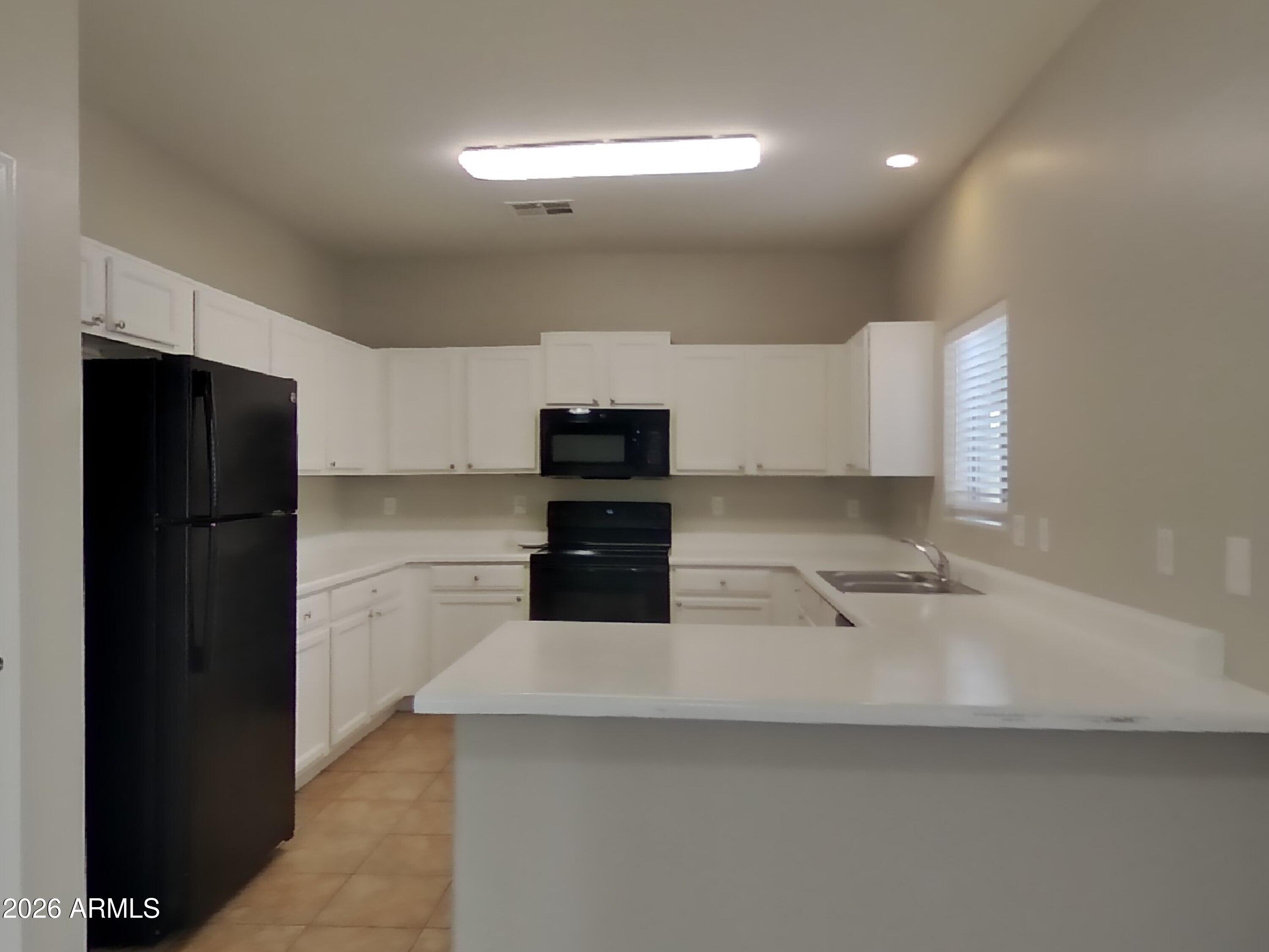 11418 W MOUNTAIN VIEW Drive