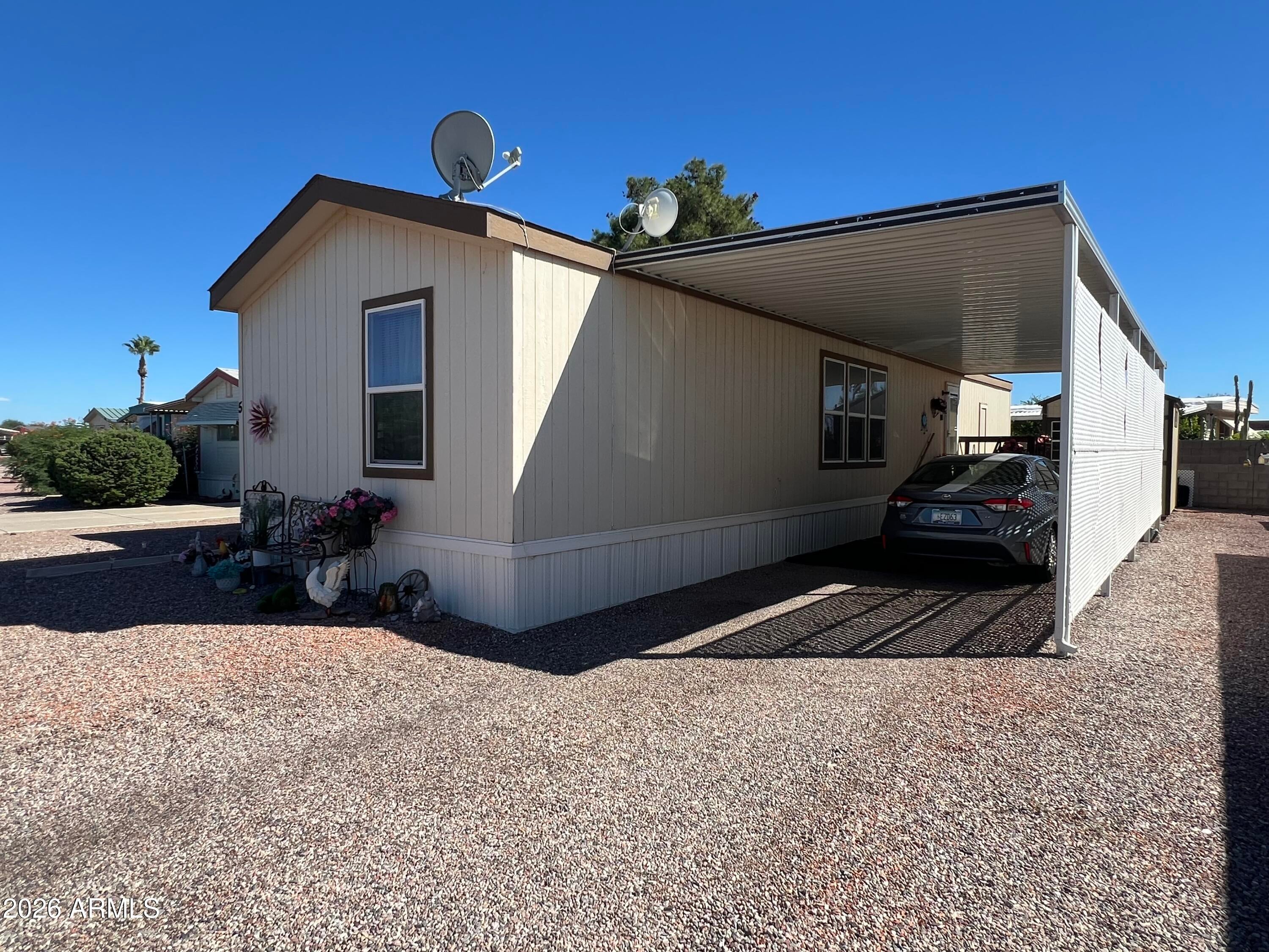 747 E Germann Road 5