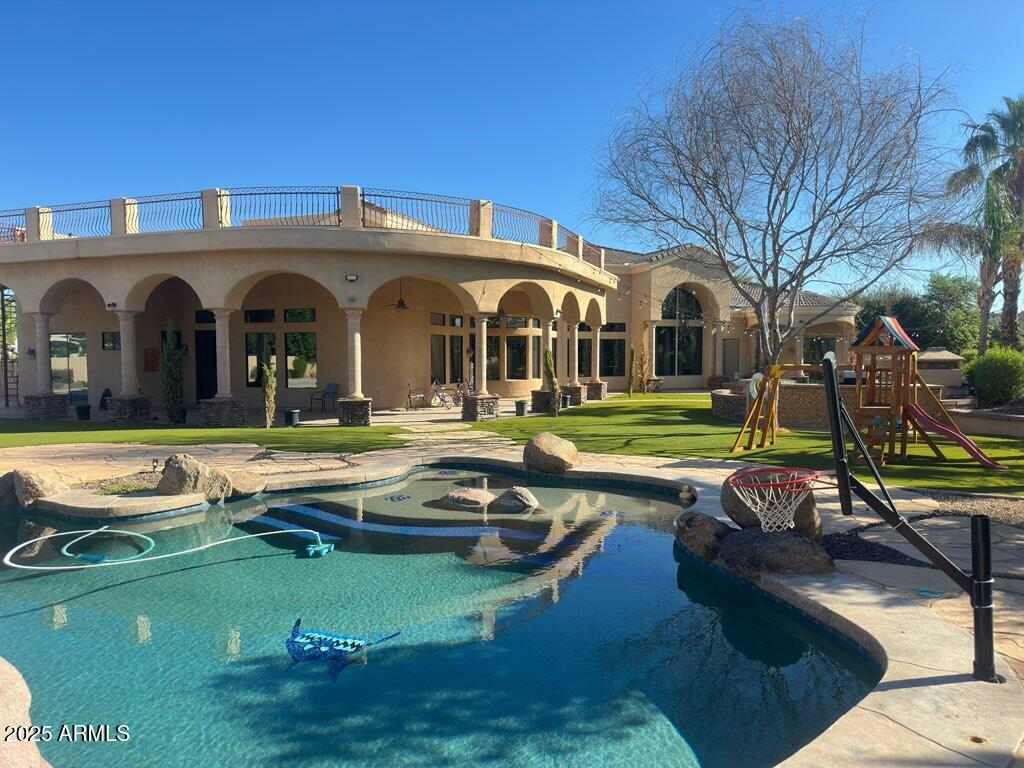 14209 W VALLEY VIEW Drive