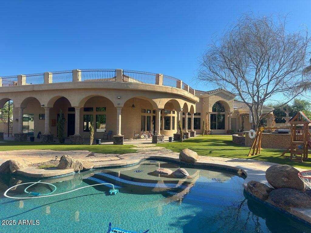 14209 W VALLEY VIEW Drive