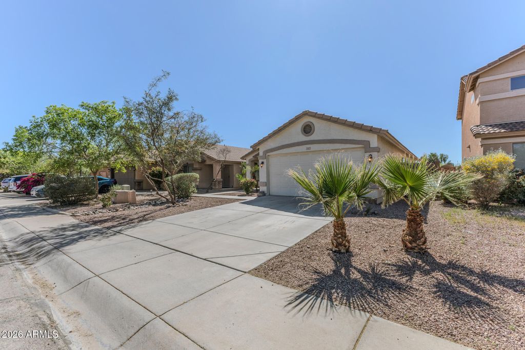 Photo of 13817 W Rovey Avenue, Litchfield Park, AZ 85340 (MLS # 6996528)