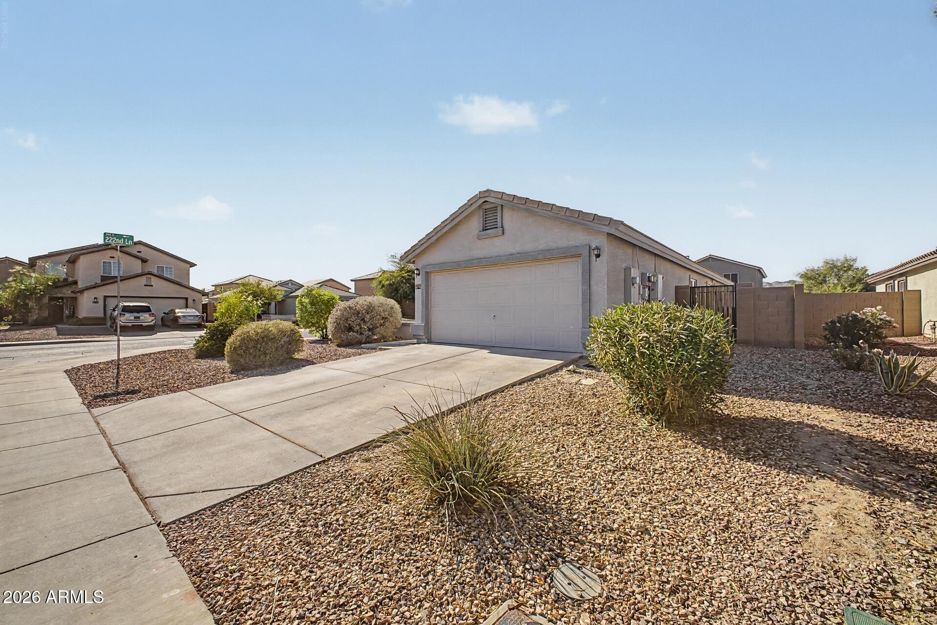 22272 W SHADOW Drive