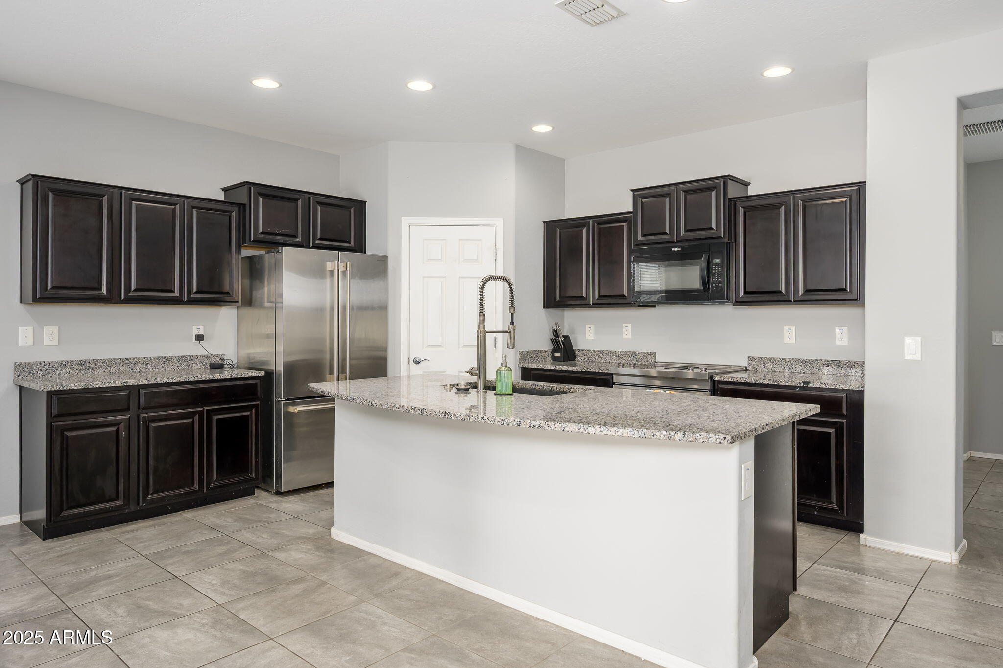Homes 1 25951 W PIUTE Avenue