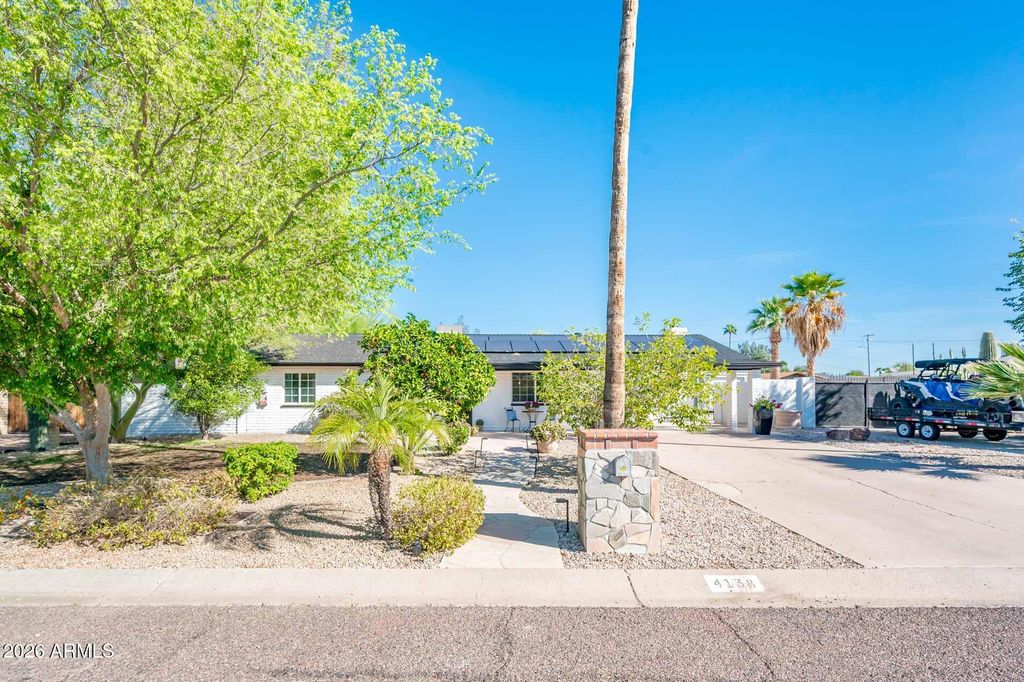 Photo of 4138 E Villa Maria Drive, Phoenix, AZ 85032 (MLS # 7001716)