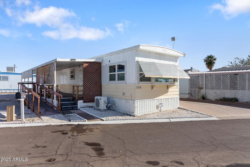 Photo of 701 S Dobson Road #229, Mesa, AZ 85202 (MLS # 6930964)