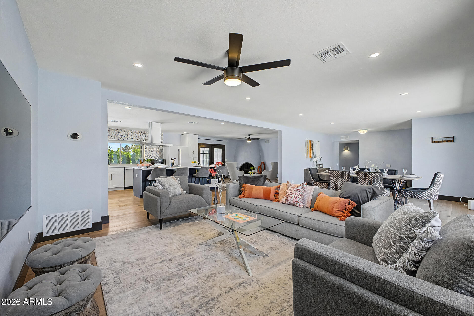 CENTURY NORTH - Residential