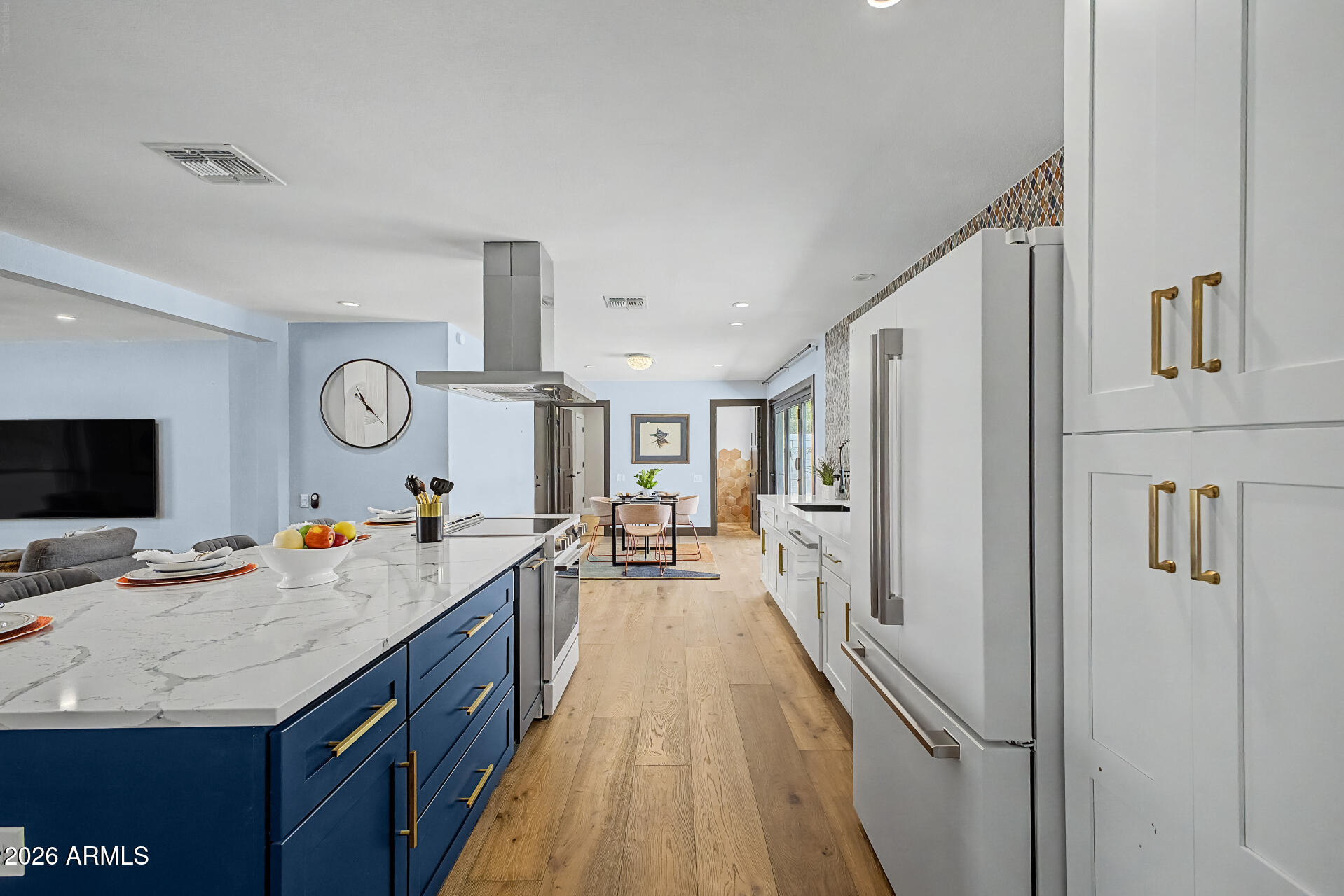 CENTURY NORTH - Residential